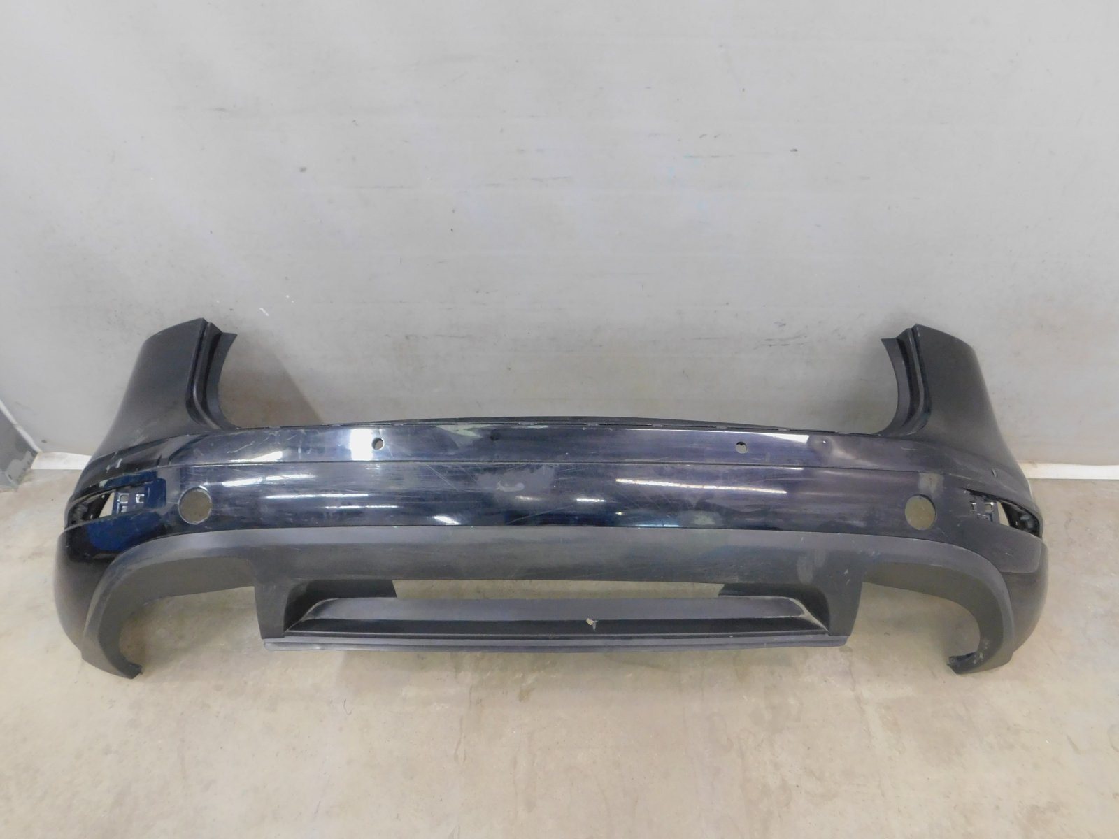 Бампер задний Volkswagen Touareg 2010>