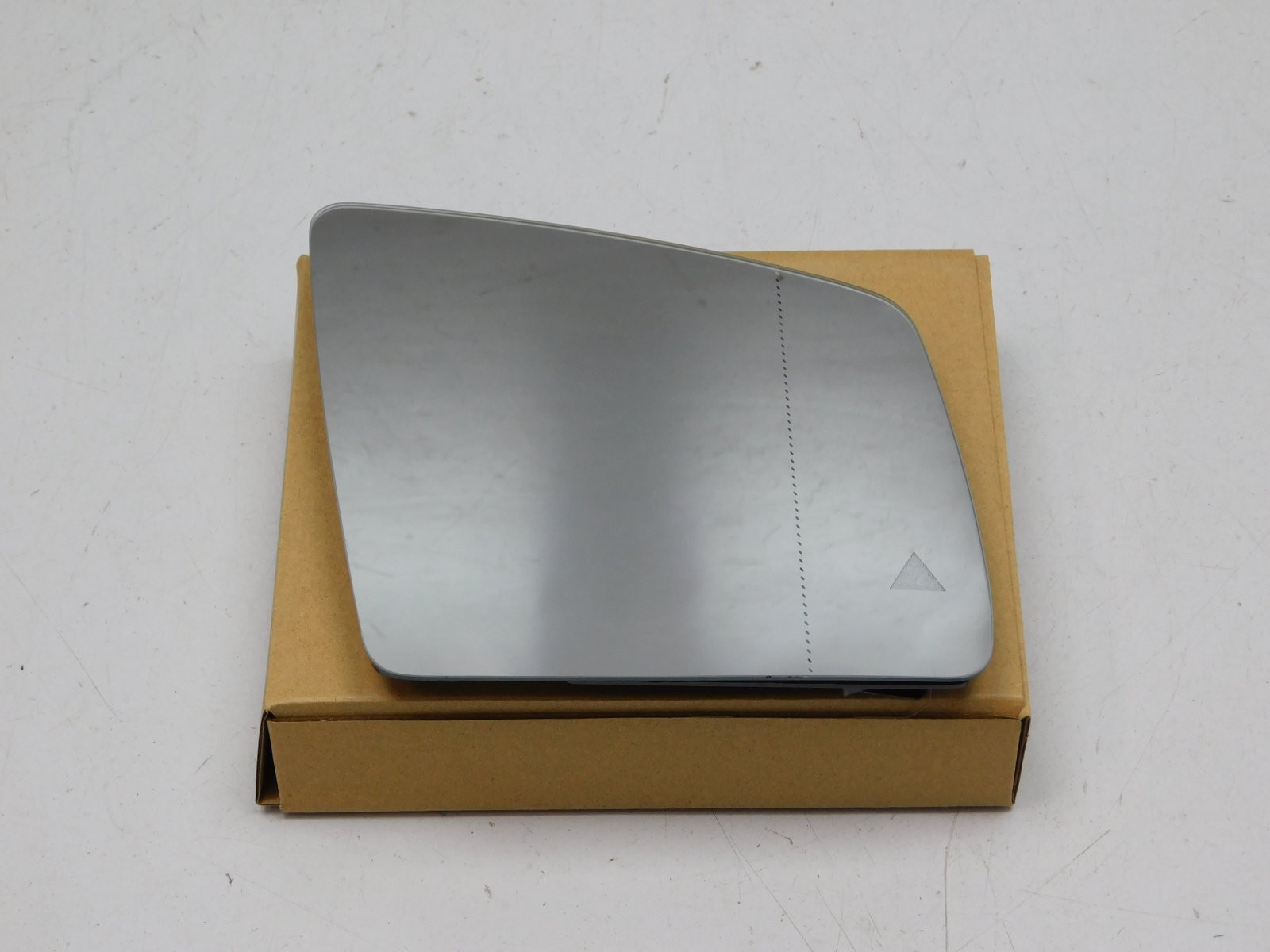 Стекло зеркала правого Mercedes-Benz M-Klasse (ML/GLE) W166 2011>