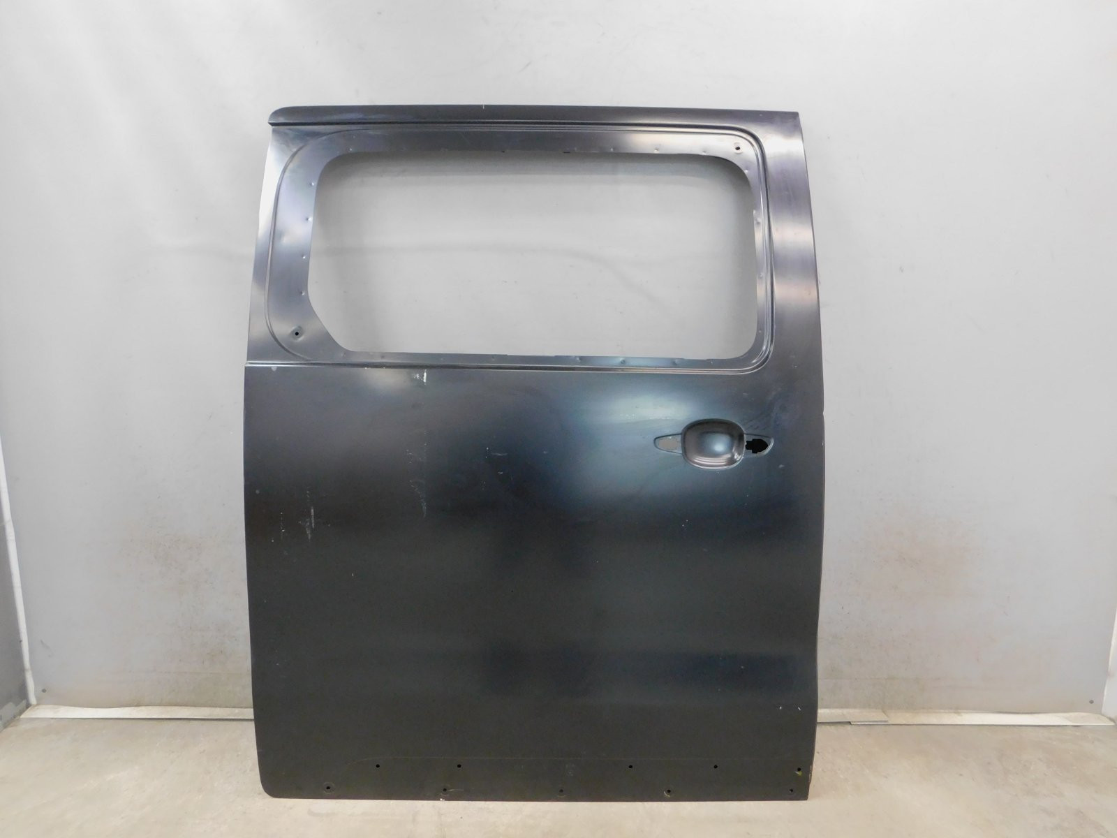 Дверь сдвижная Peugeot Traveller I 2016>