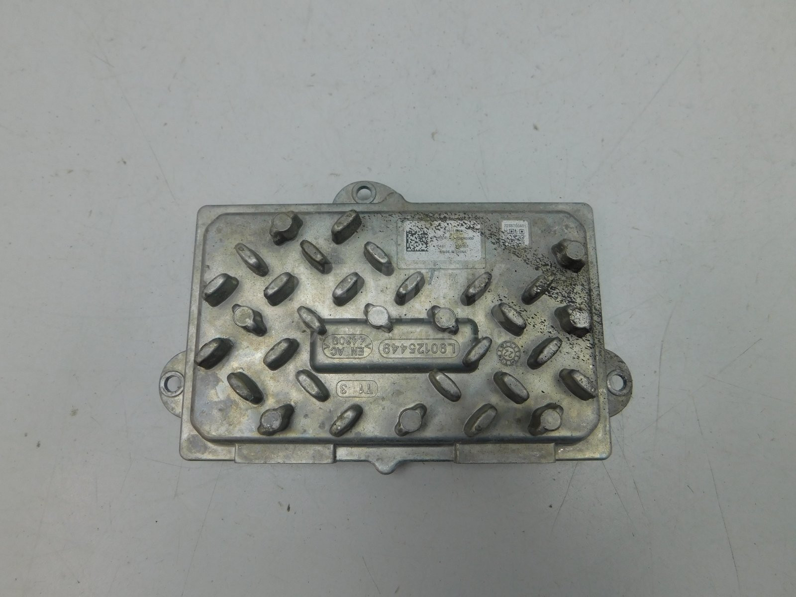 Блок управления светом Geely Tugella 2020> L90161860