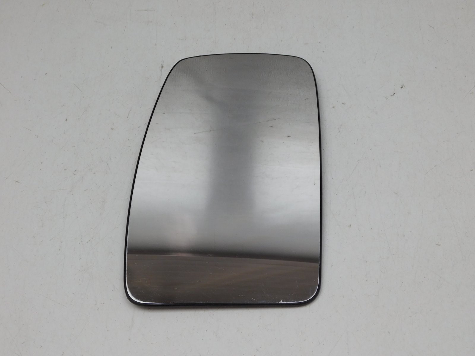 Стекло зеркала левого Renault Master III 2010>