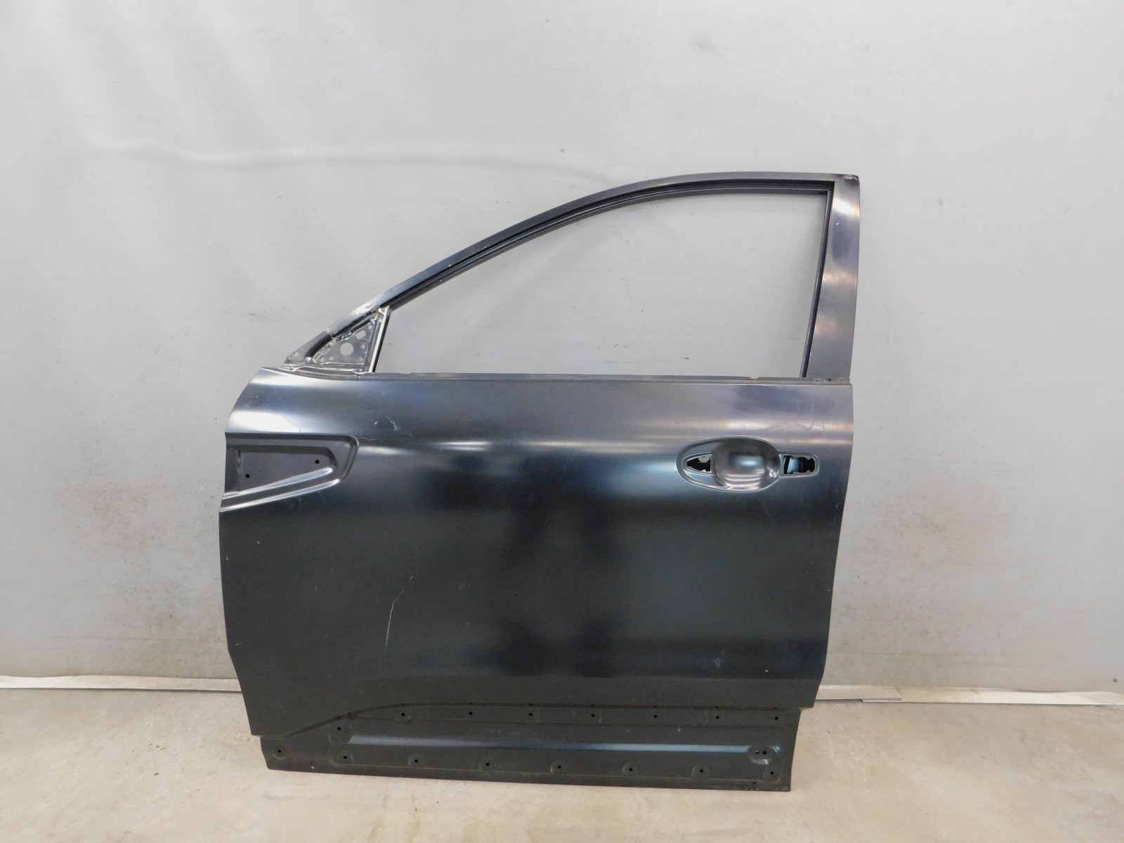 Дверь передняя левая Renault Koleos 2017>