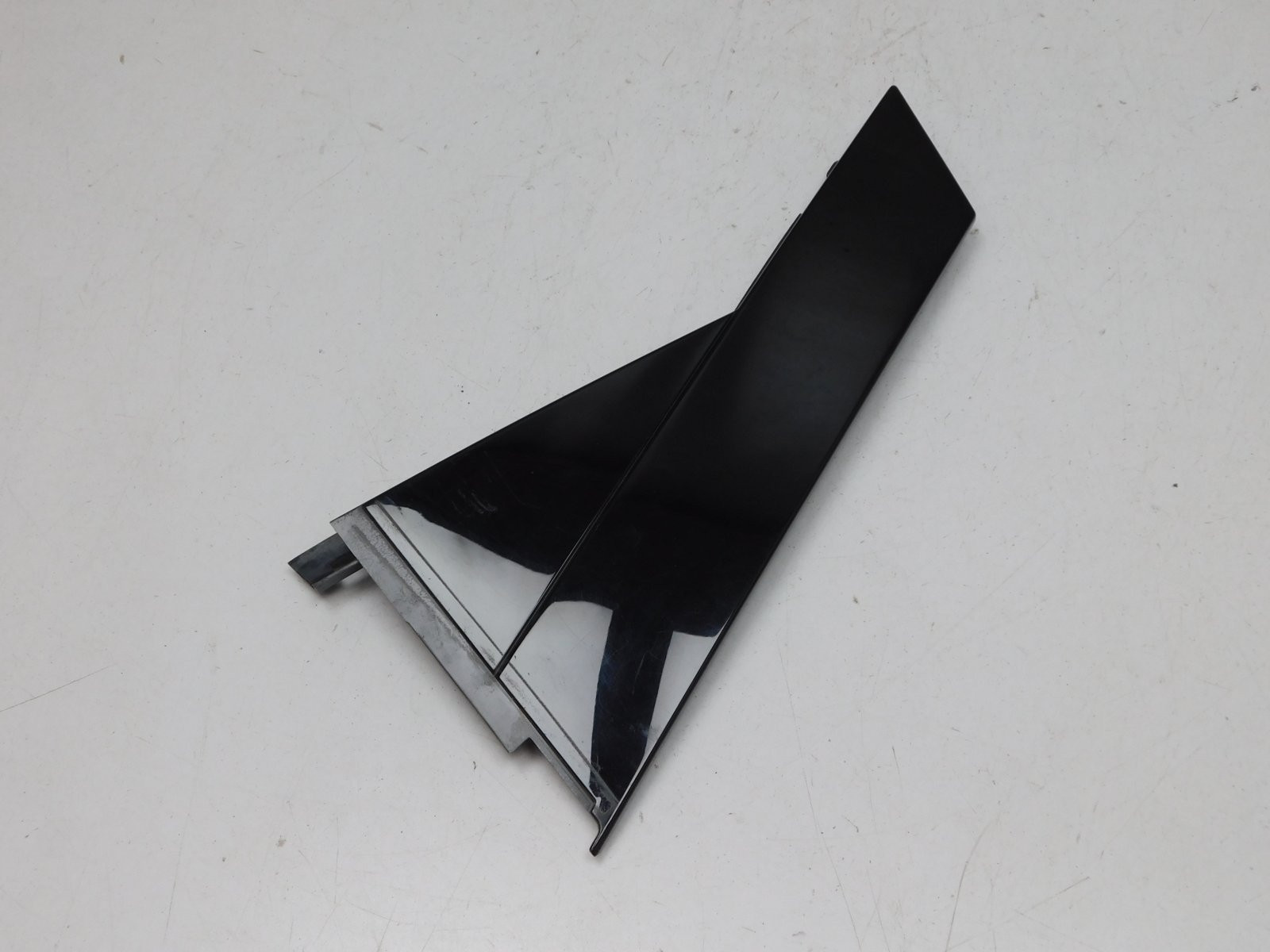 Накладка двери задней левой Chery Arrizo 8 2022>