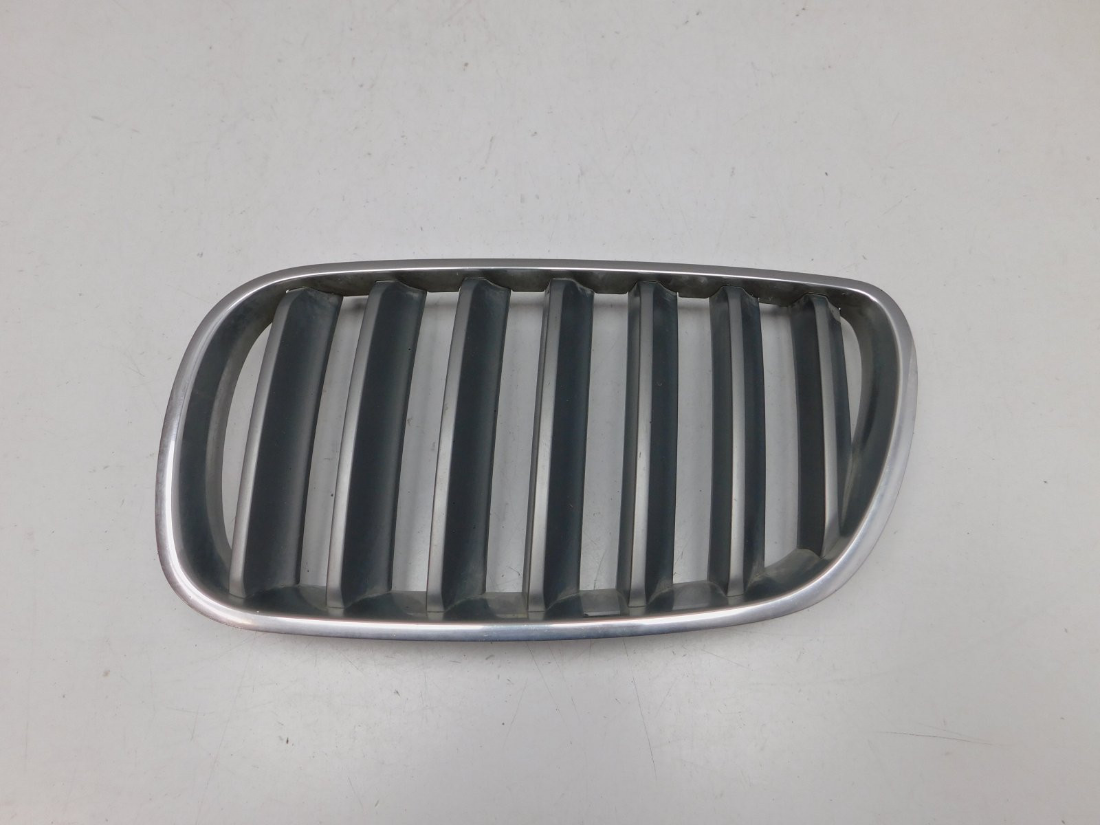 Решетка в бампер левая BMW X3 E83 2003>