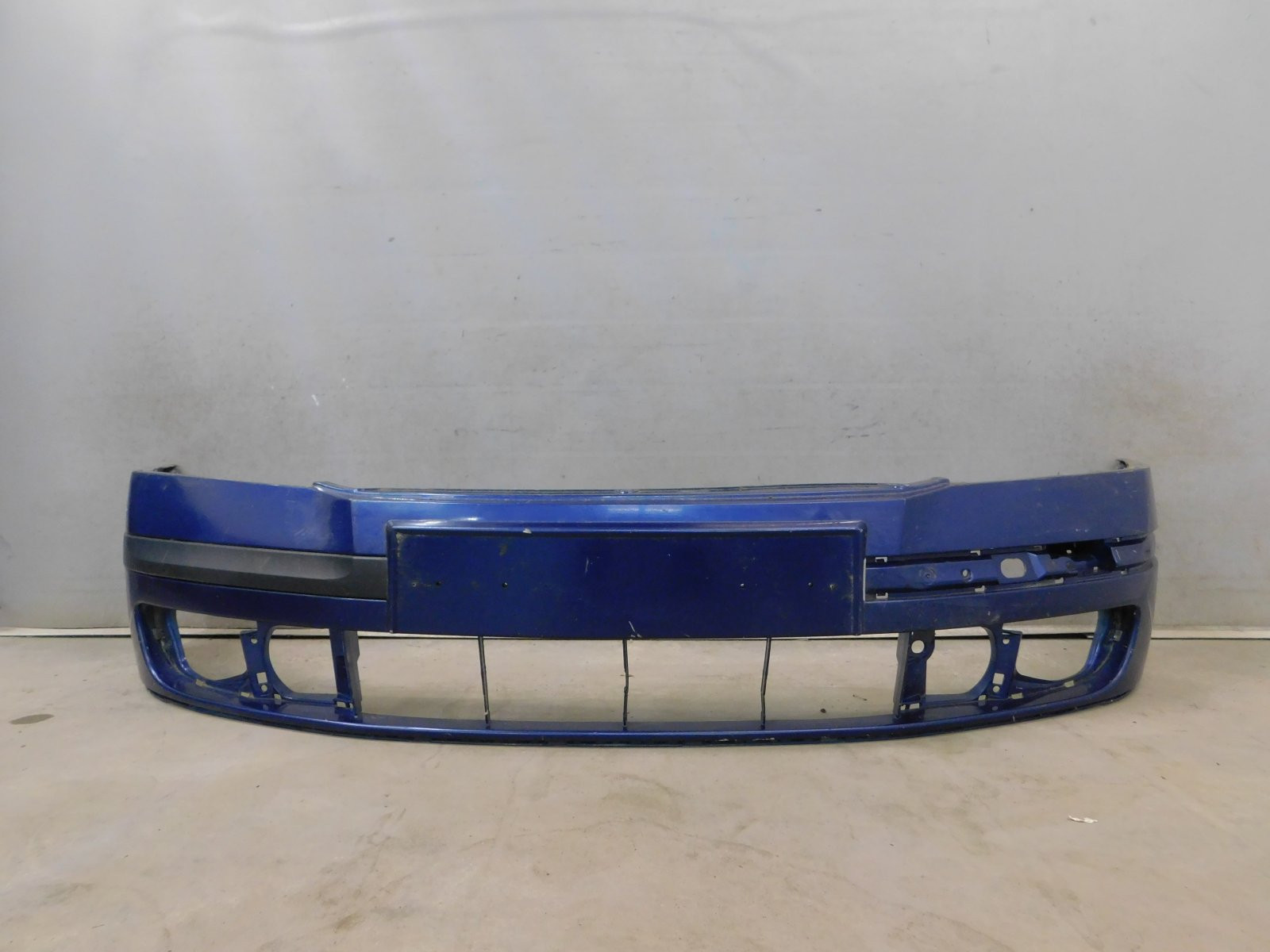 Бампер передний Skoda Octavia II (A5 1Z) 2004-2013