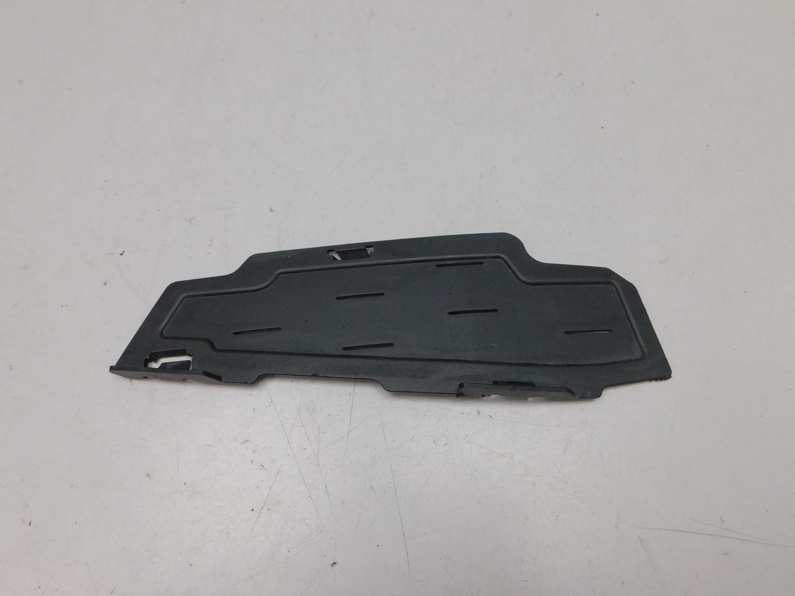 Накладка переднего бампера BMW 3-серия G20 2018>