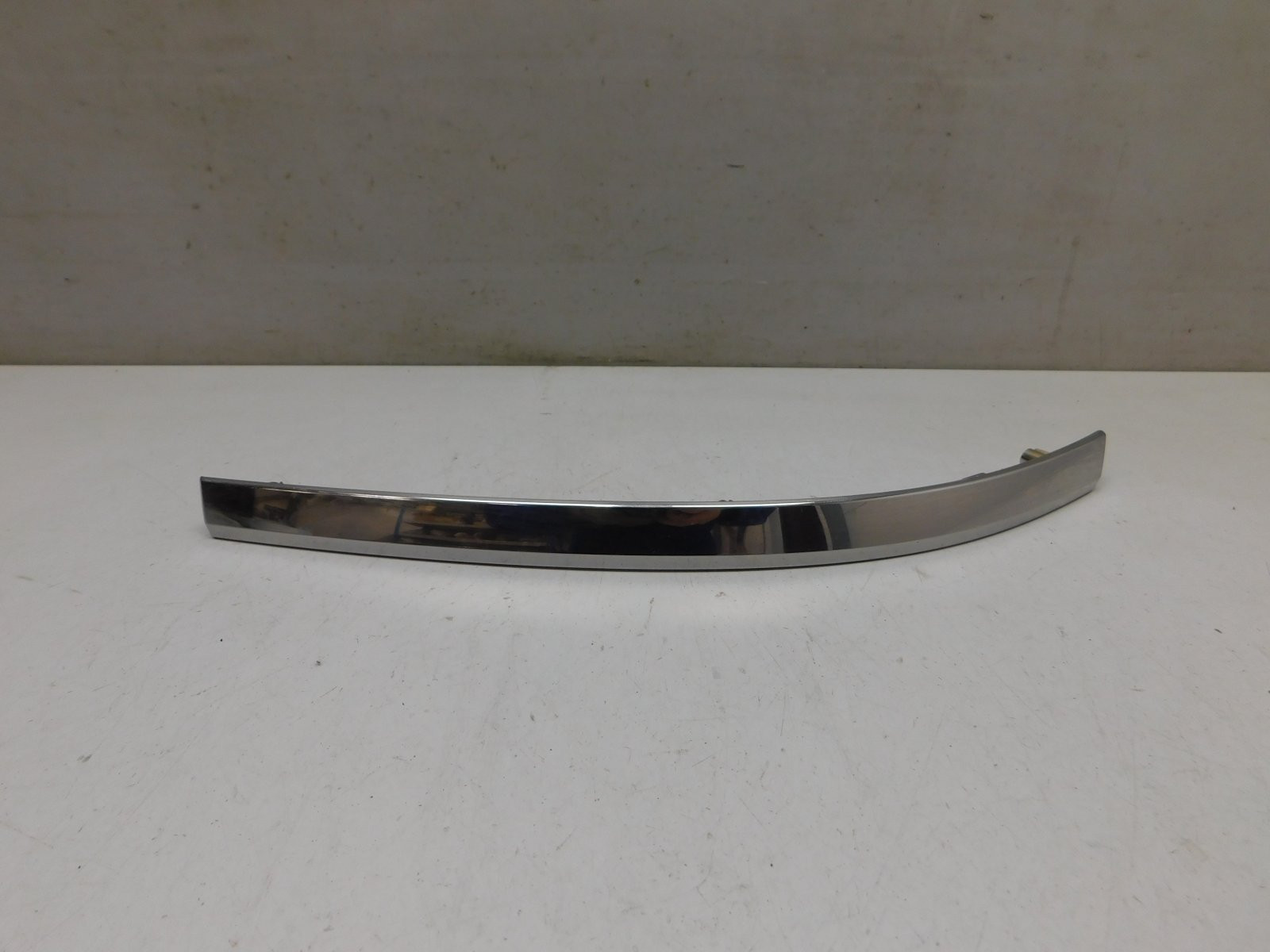 Молдинг заднего бампера Renault Arkana 2019>