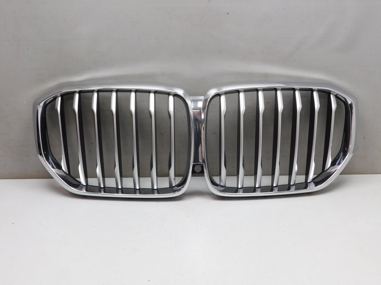Решетка радиатора BMW X5 G05 2018>