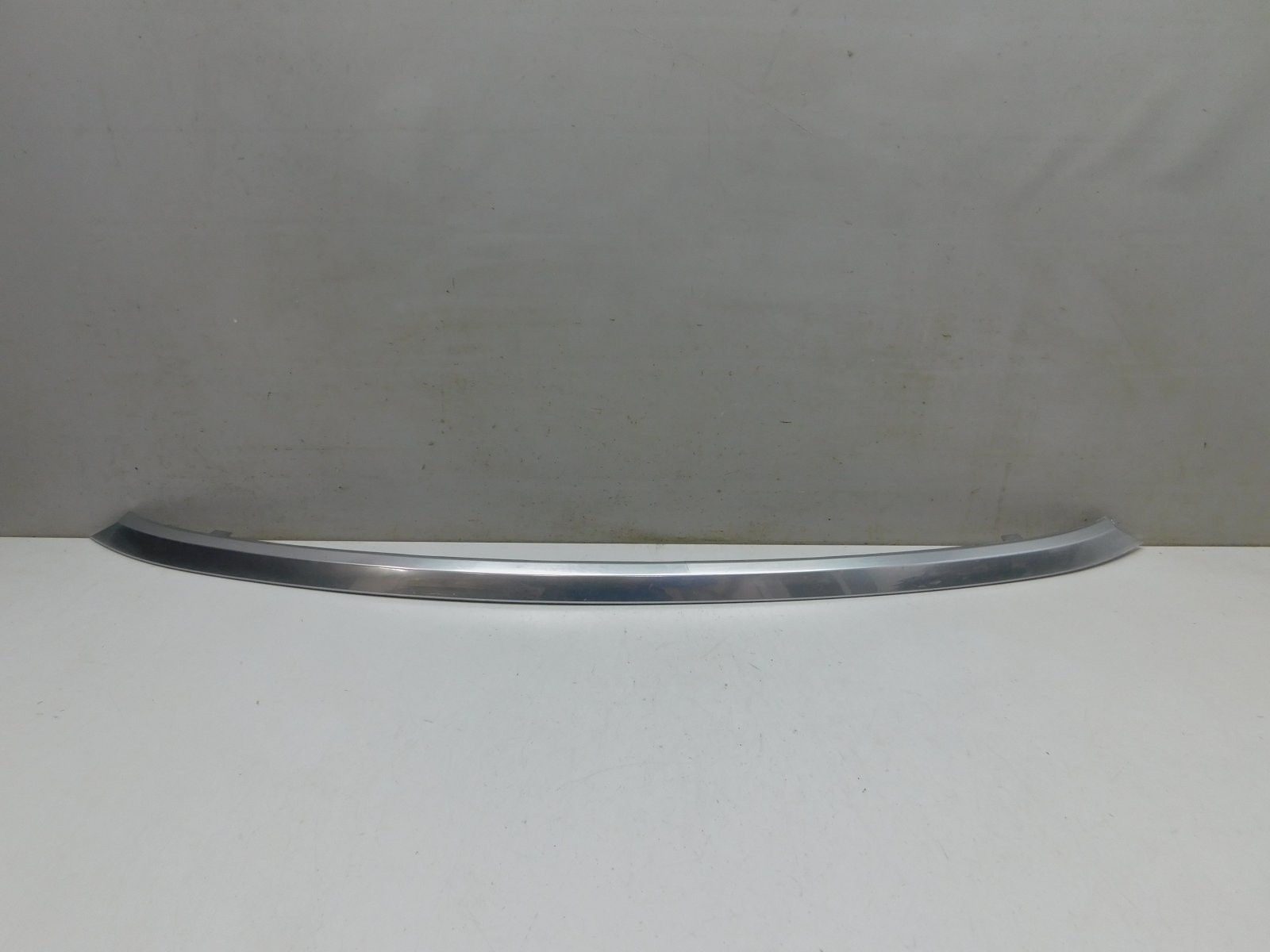 Молдинг решетки радиатора Omoda C5 2022>