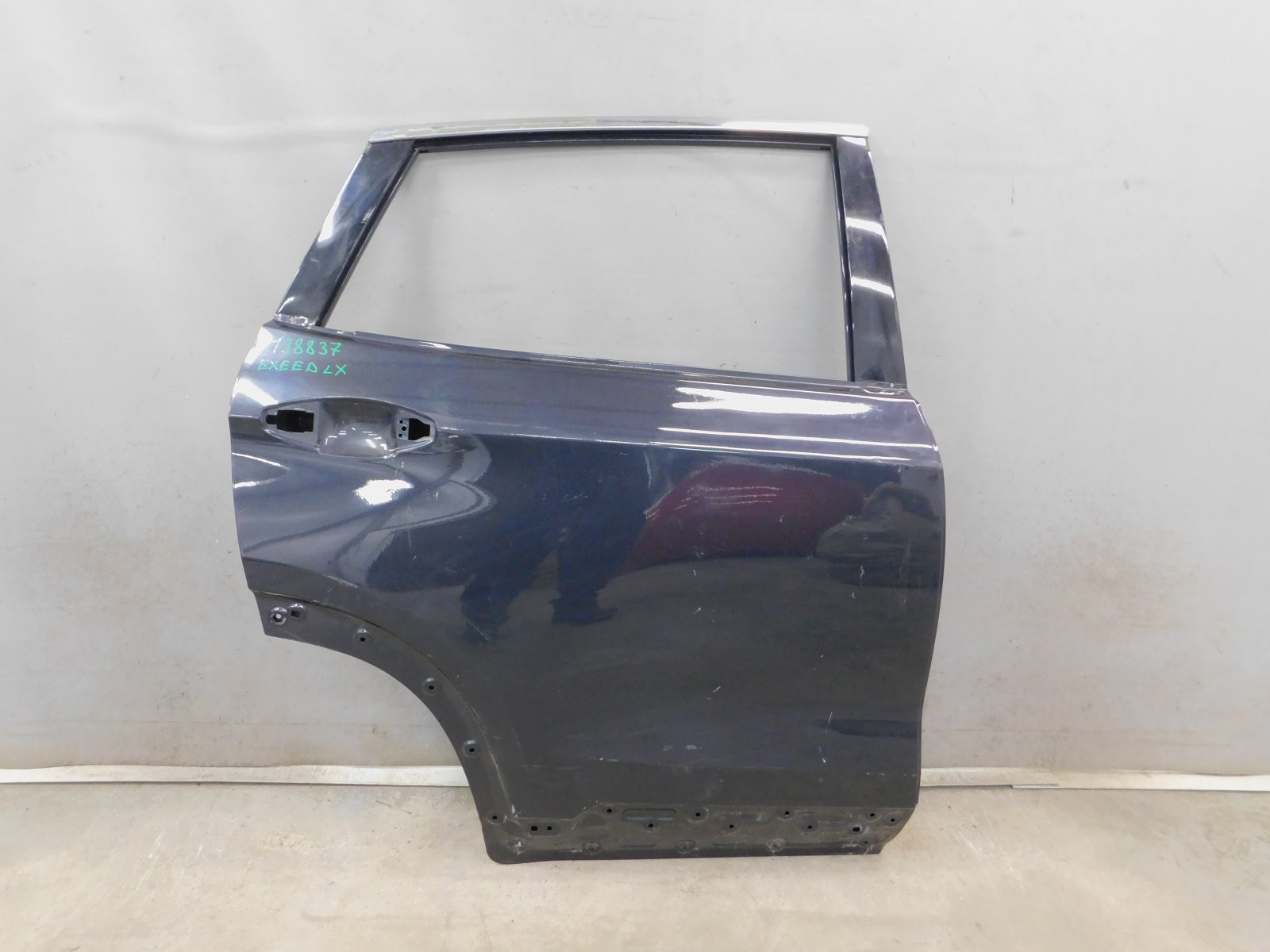 Дверь задняя правая Exeed LX 2019>