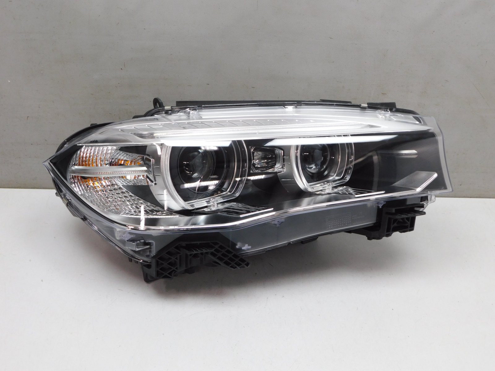 Фара правая BMW X5 F15 2013-2018