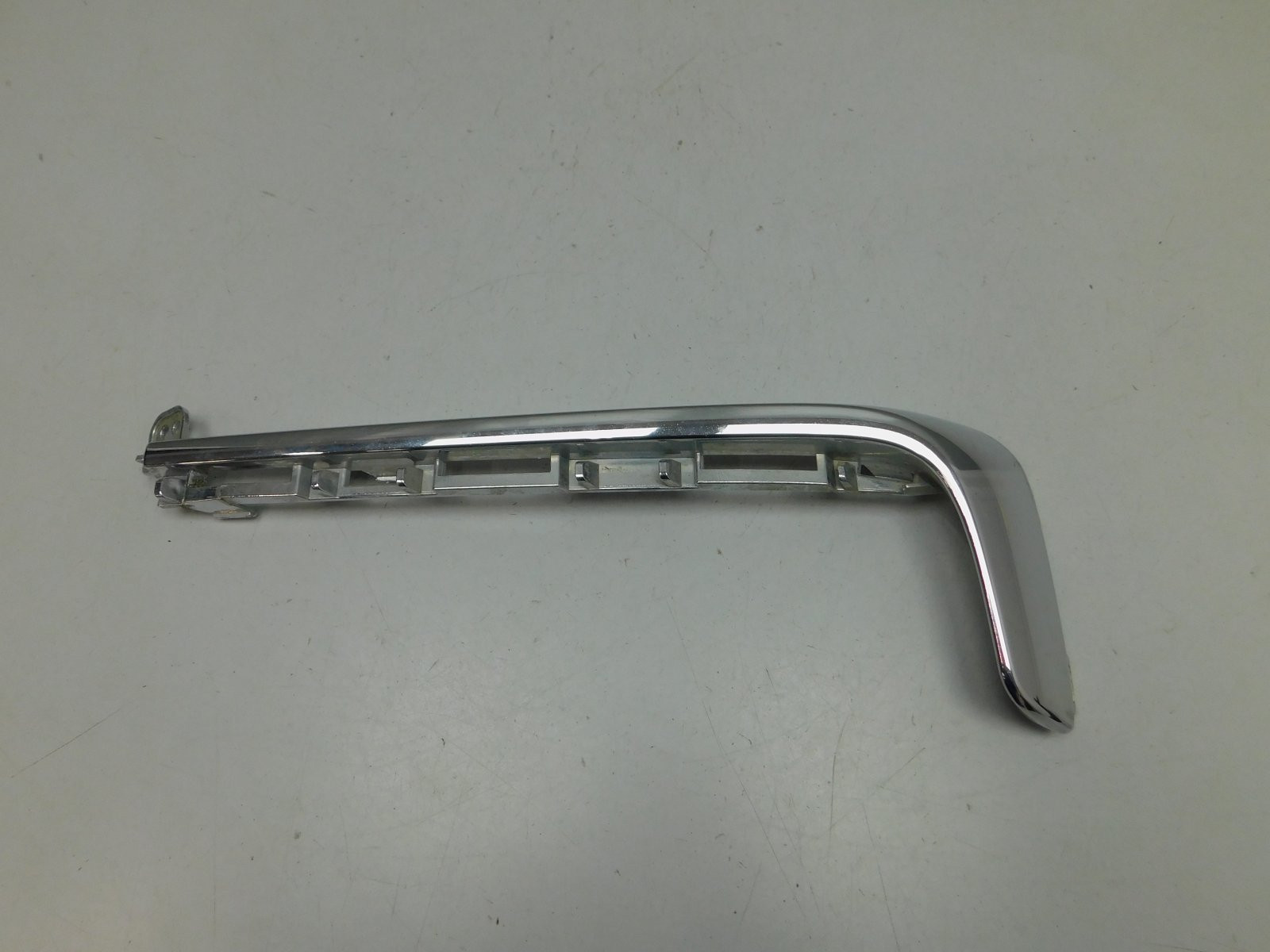 Молдинг переднего бампера Chery Tiggo 8 2019>