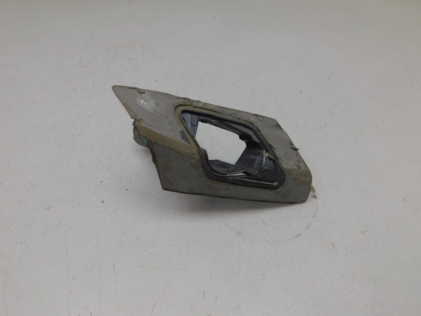 Кронштейн форсунки омывателя фар BMW 4-серия F32 2012>