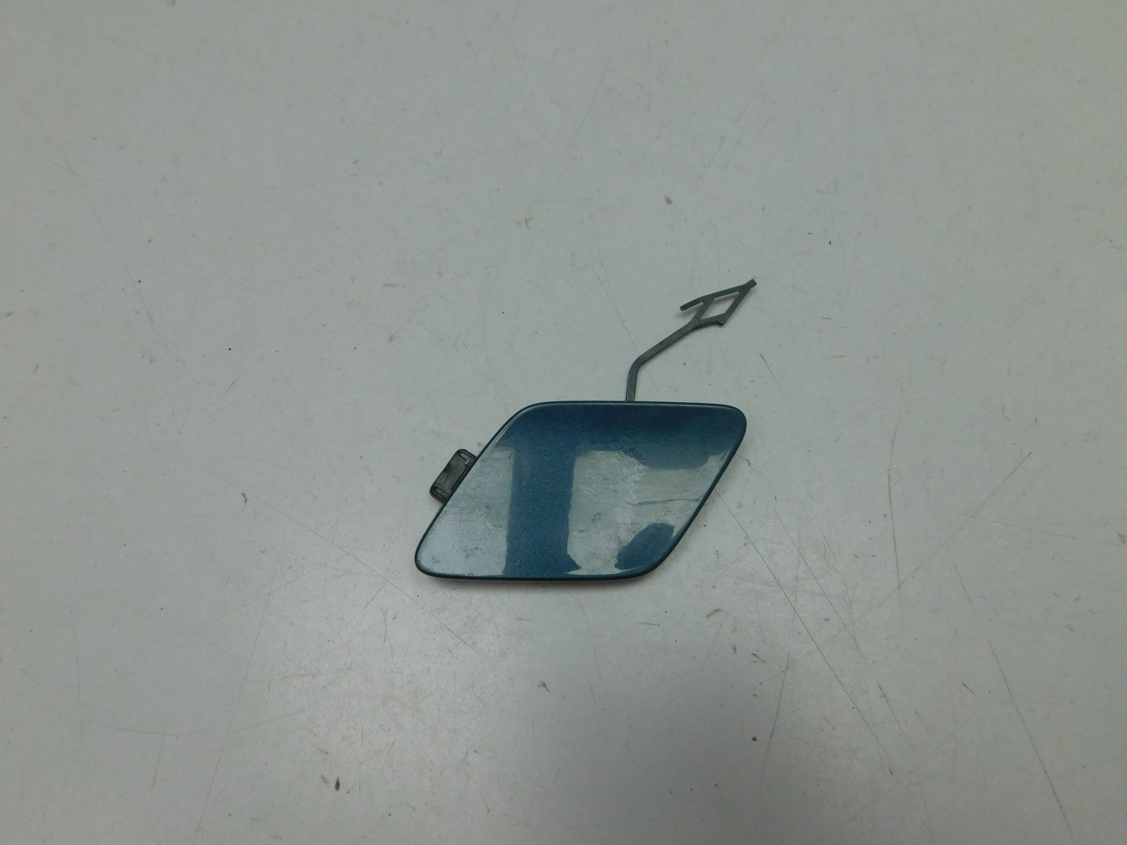 Заглушка буксировочного крюка Audi A6 (C8,4K) 2018>