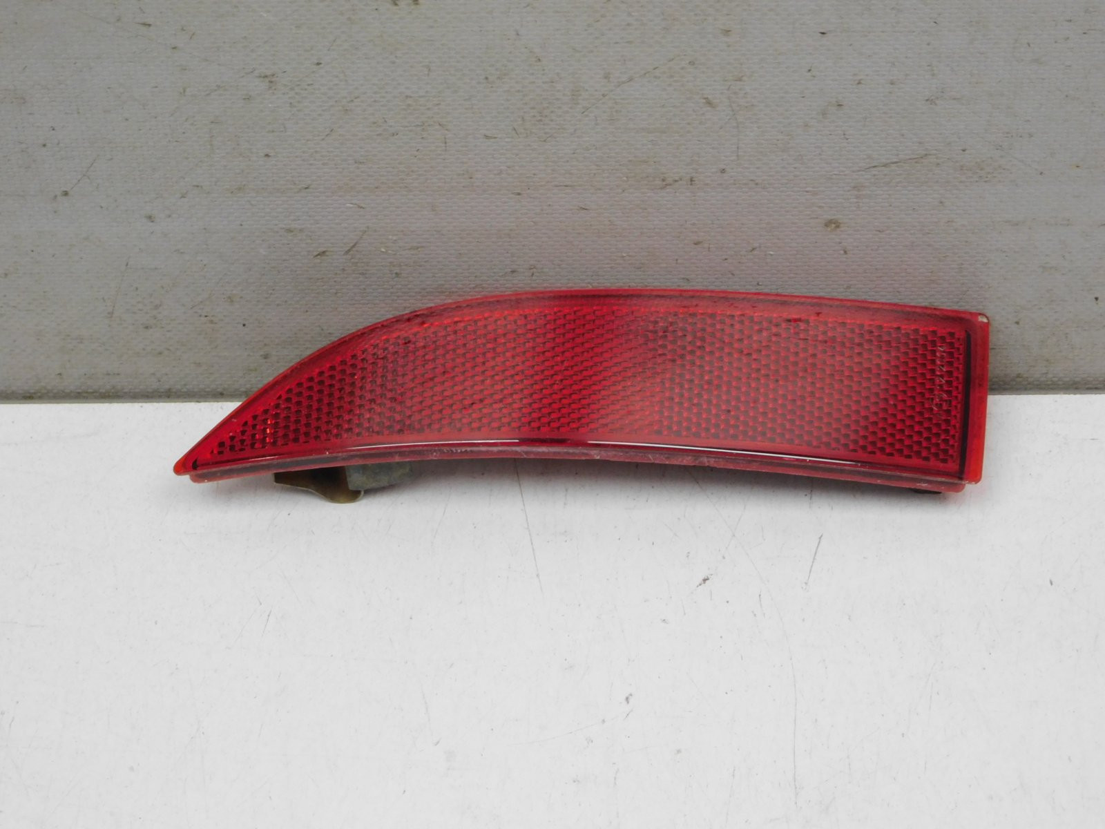 Фонарь задний в бампер левый Renault Logan II 2014>