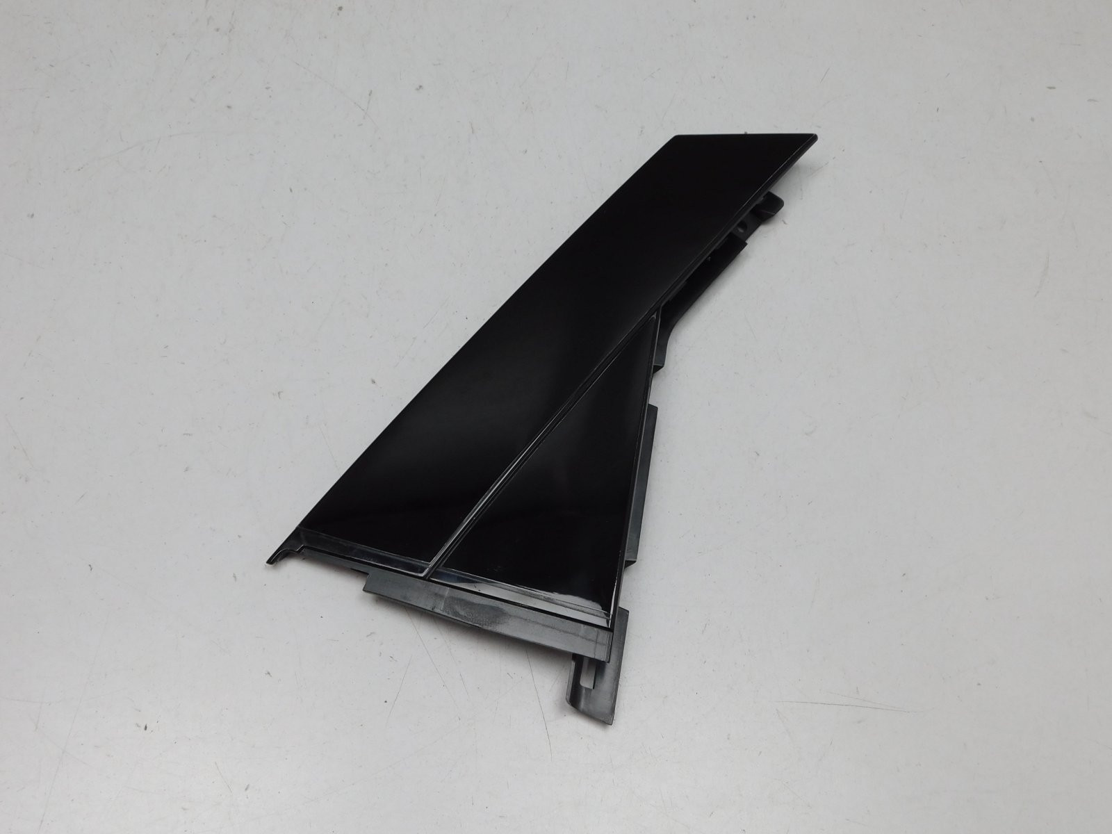 Накладка двери задней правой Chery Arrizo 8 2022>