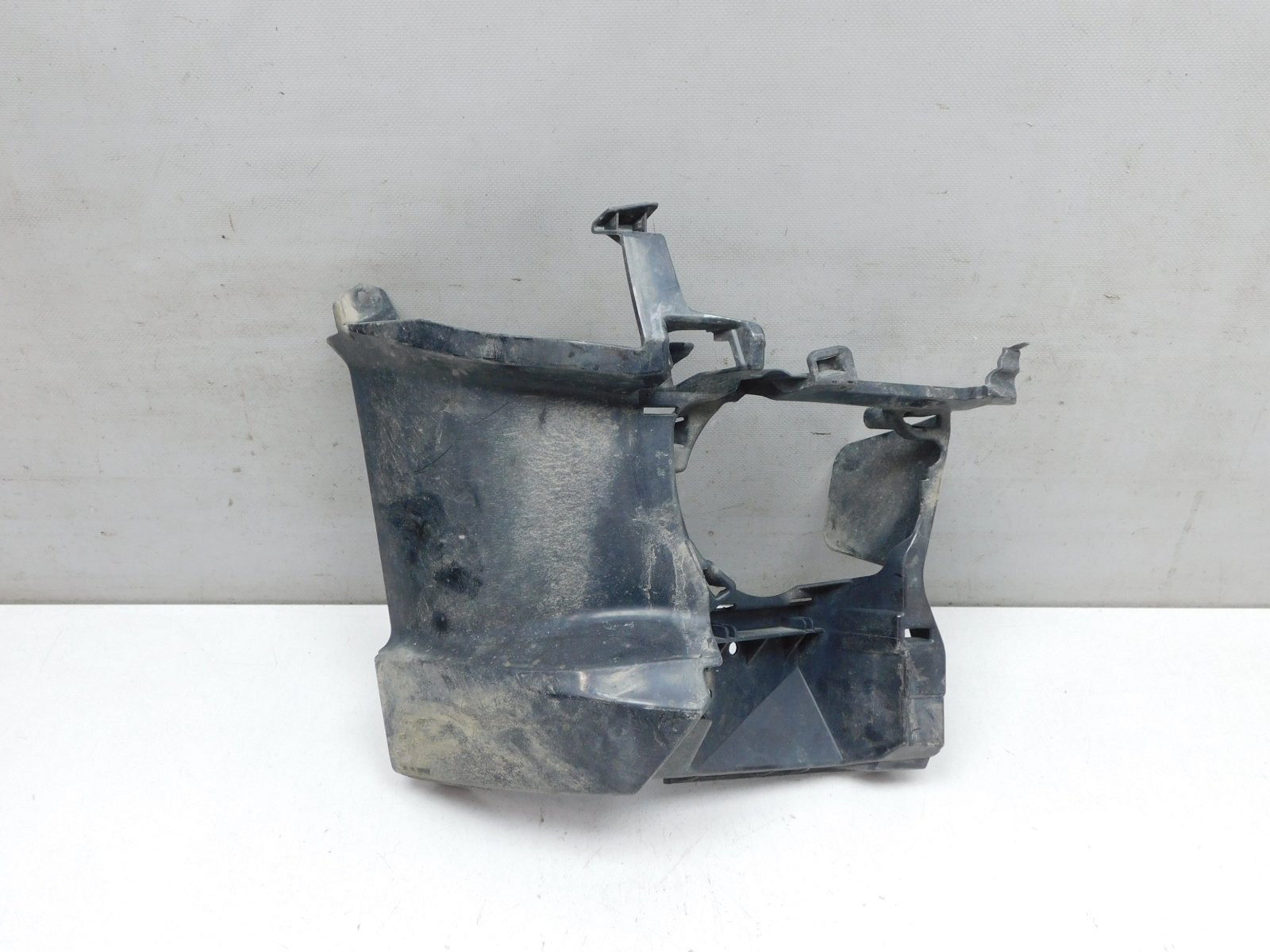 Кронштейн фары противотуманной п BMW 3-серия F30 2011>