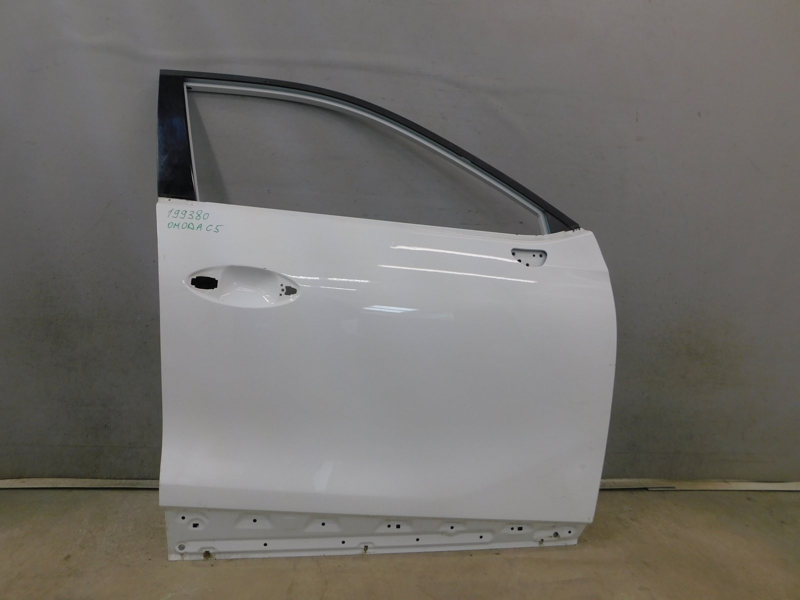 Дверь передняя правая Omoda C5 2022>