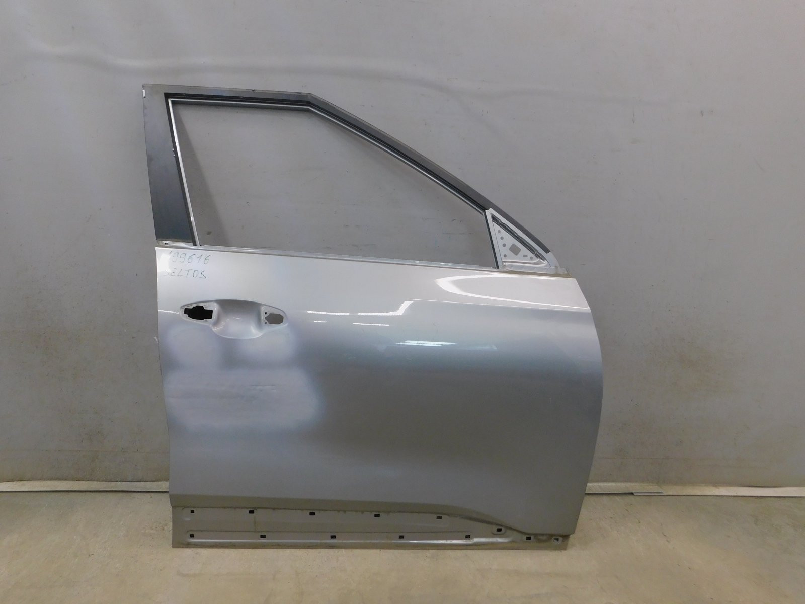 Дверь передняя правая Kia Seltos 2019>