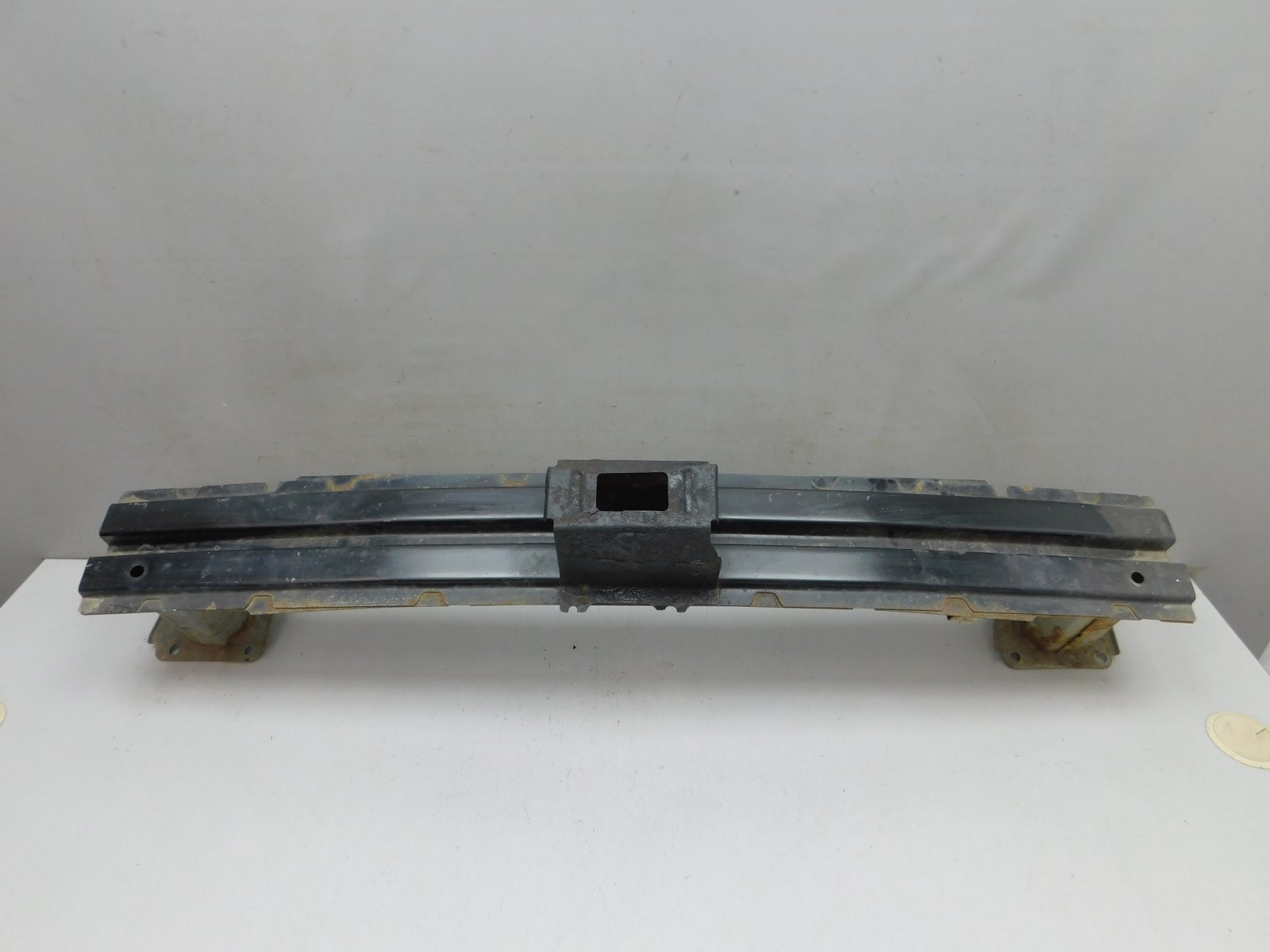 Усилитель переднего бампера Mitsubishi Outlander 2012>