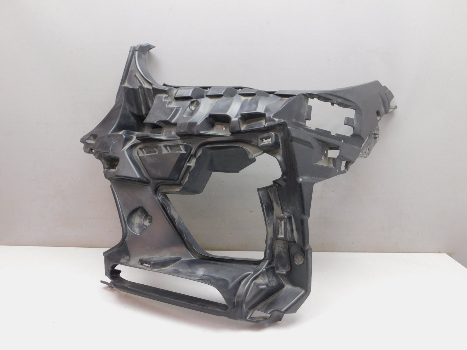 Кронштейн переднего бампера BMW X5 G05 2018>