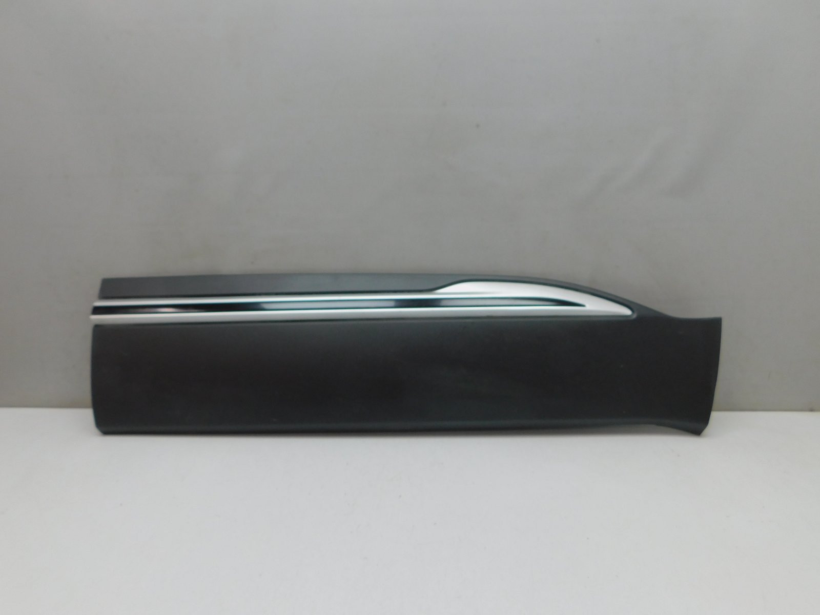 Накладка двери передней правой Chery Tiggo 4 Pro 2020>