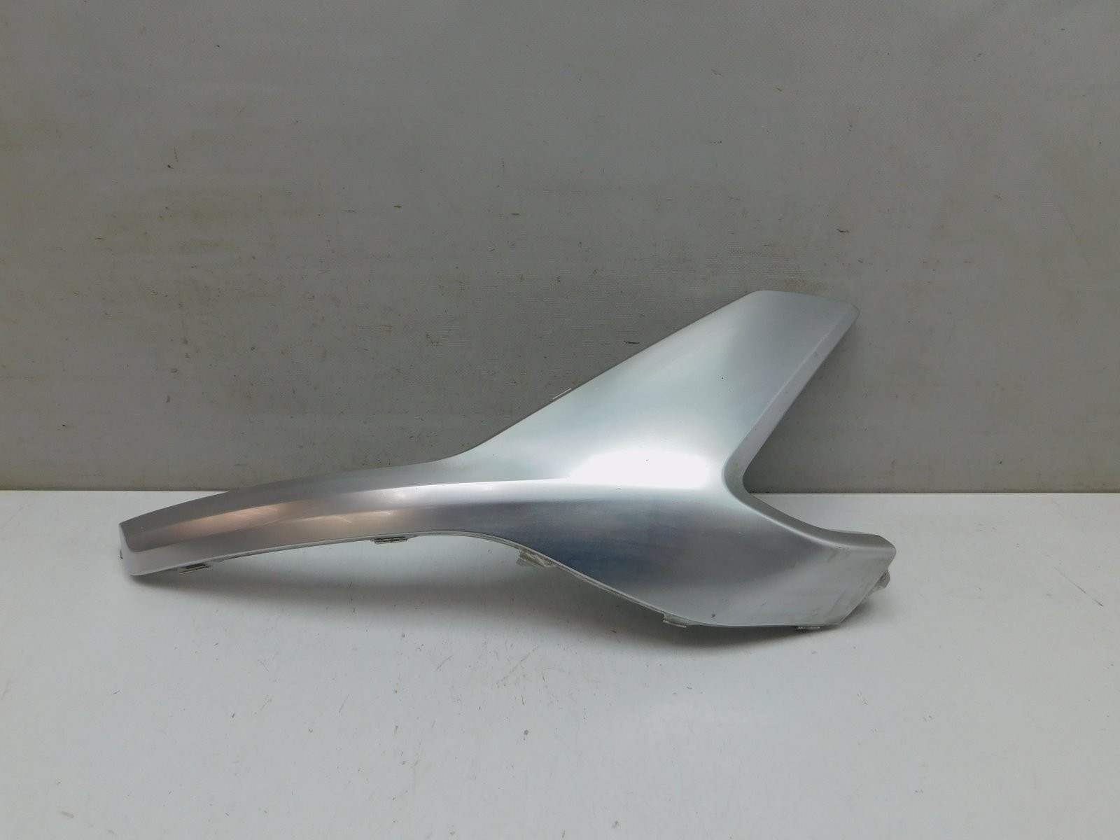 Накладка переднего бампера Hyundai Santa Fe (TM) 2018>