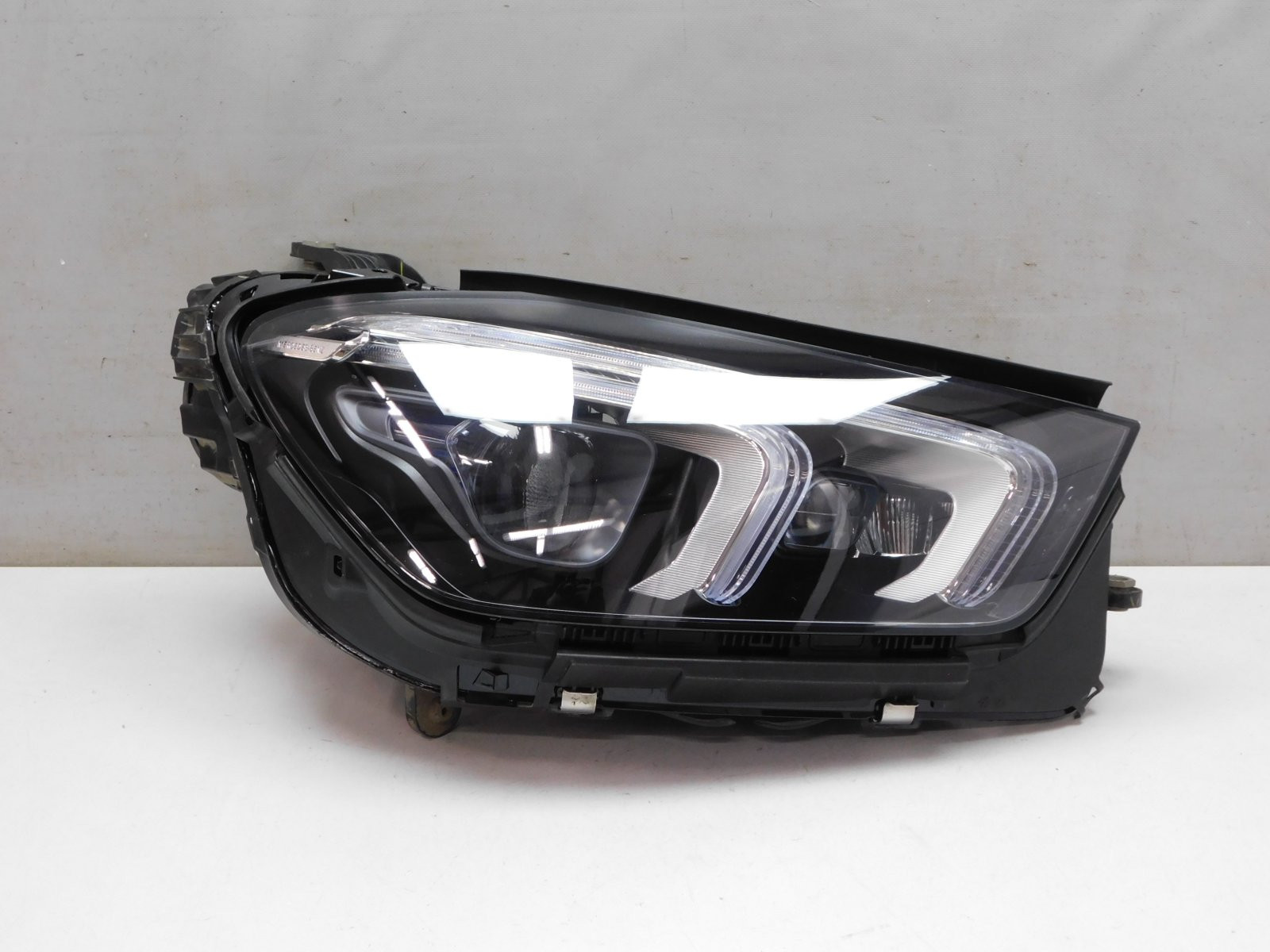 Фара правая Mercedes-Benz GLE W167 2018>