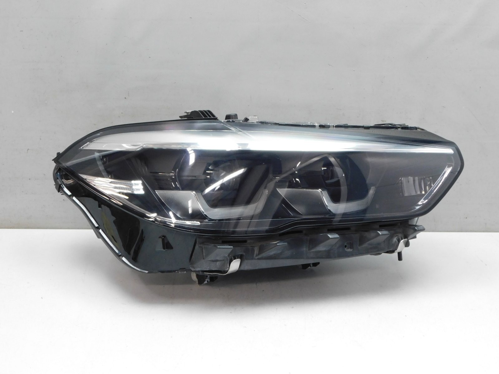 Фара правая BMW X5 G05 2018>