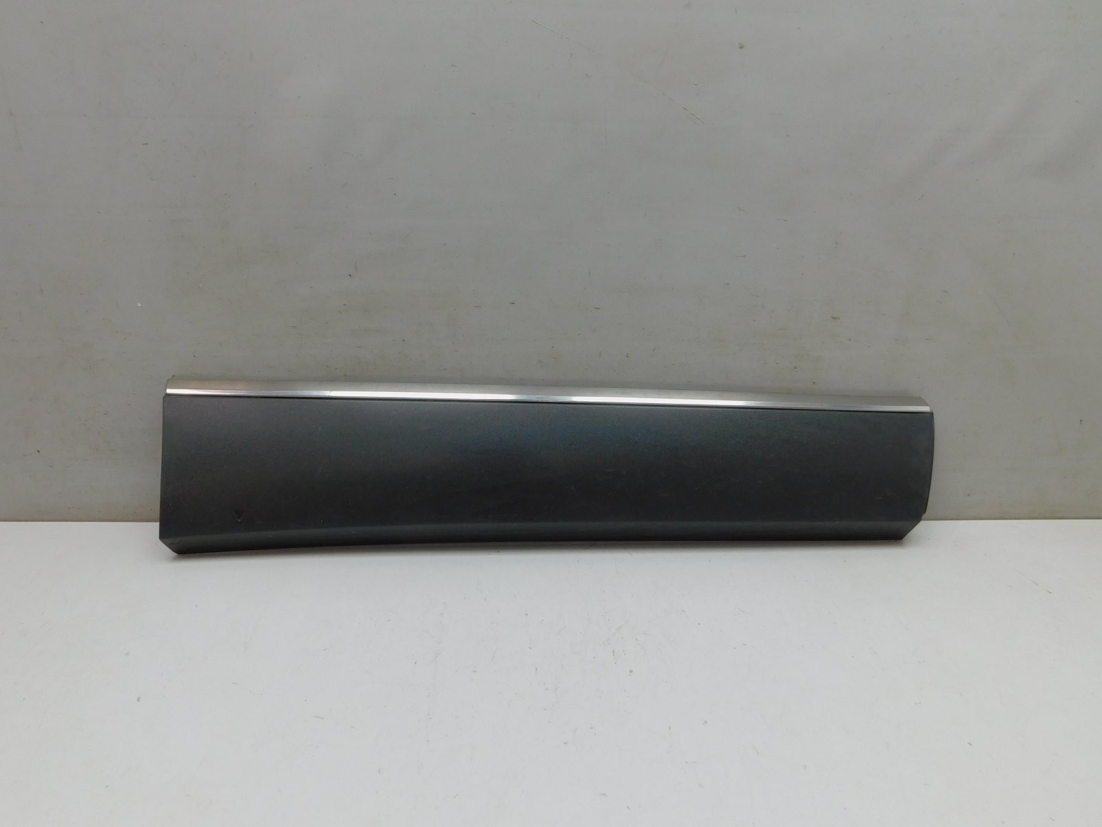 Накладка двери задней правой Renault Arkana 2019>