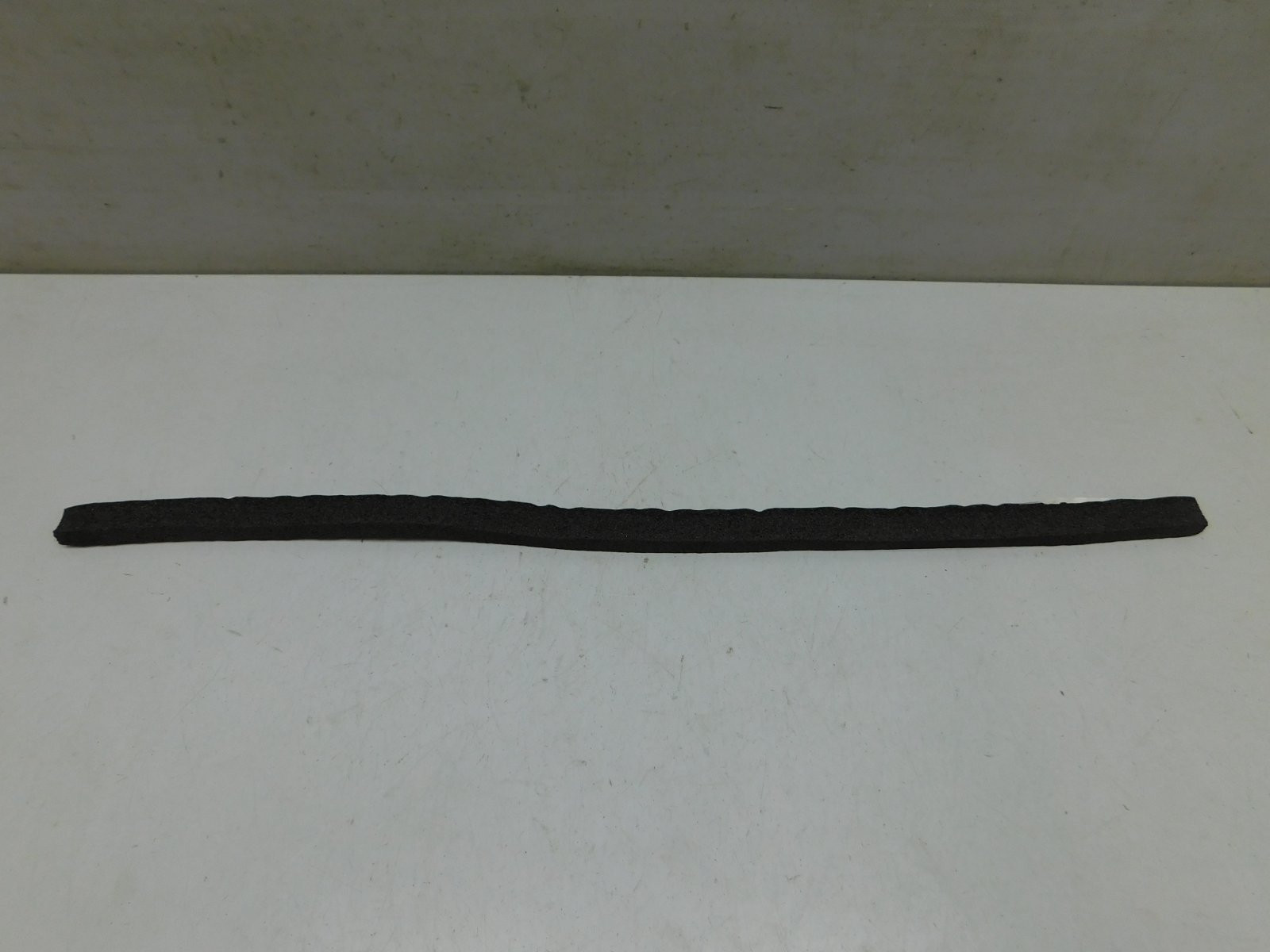 Уплотнитель BMW 5-серия G30 2016>