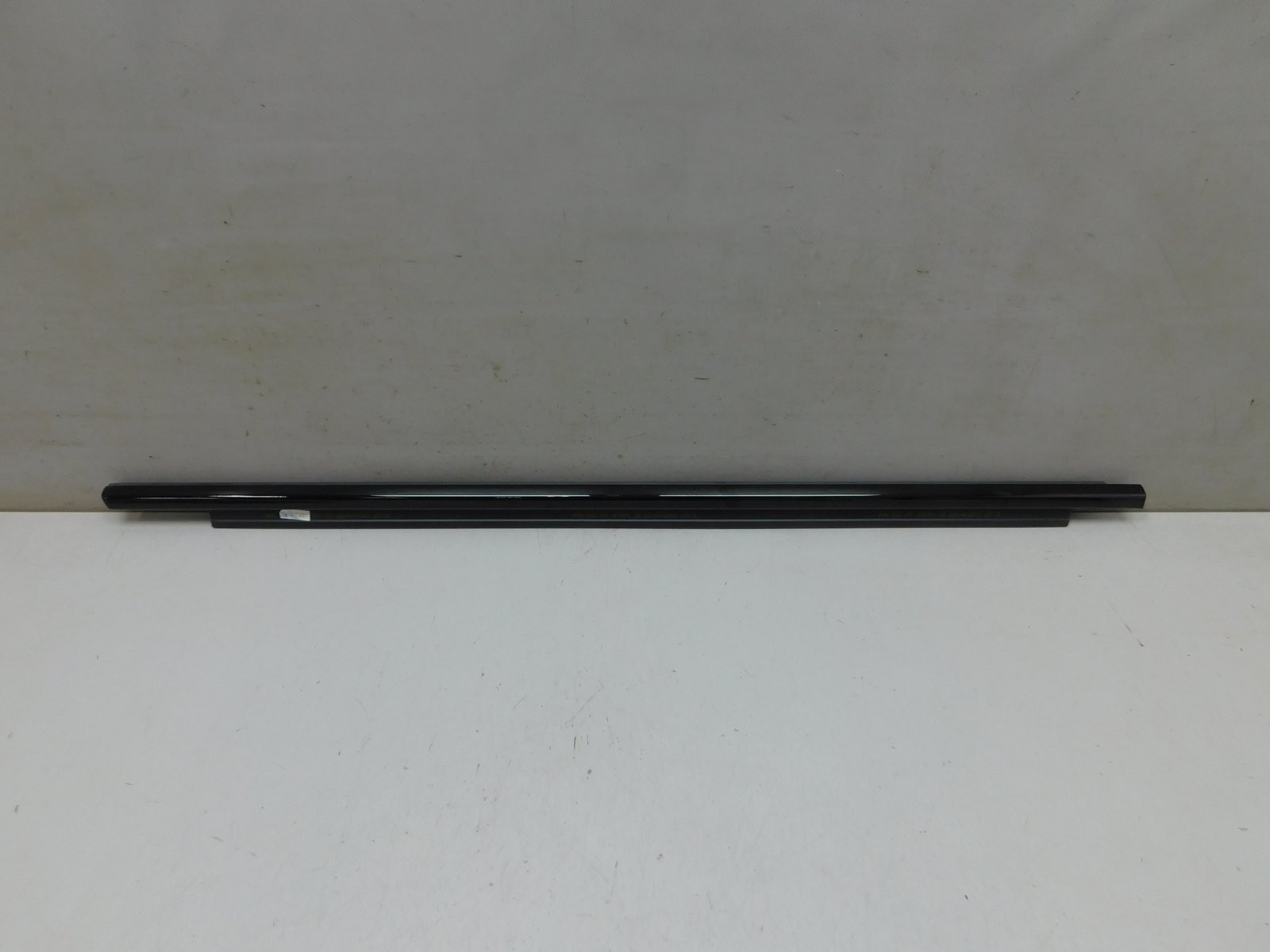 Накладка стекла переднего правог BMW 6-серия Gran Turismo G32 2017>