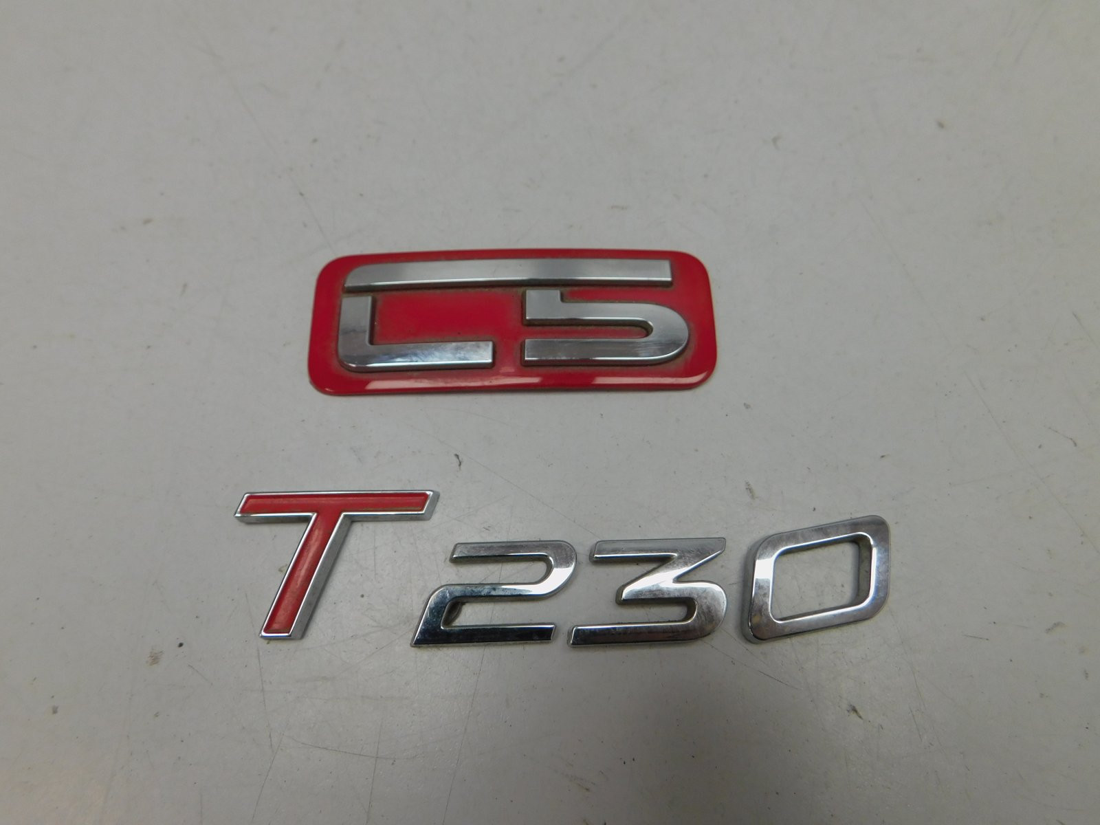 Эмблема Omoda C5 2022>