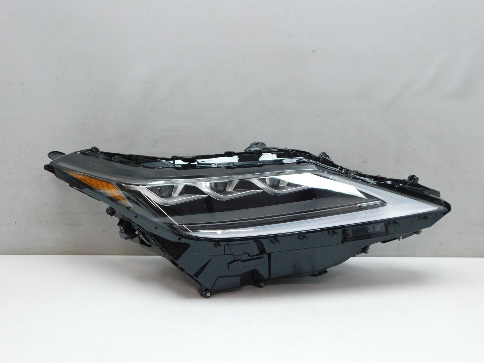 Фара правая Lexus RX IV 2015>