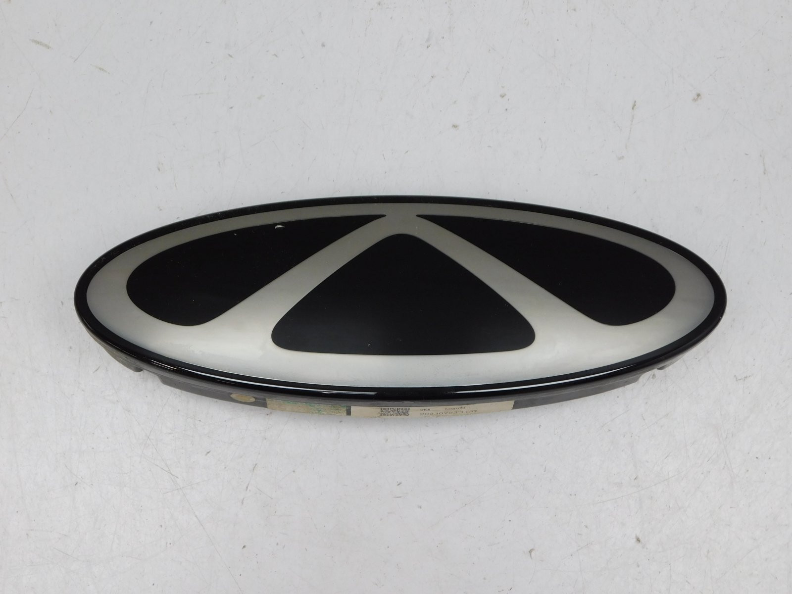 Эмблема Chery Tiggo 8 Pro Max 2022>