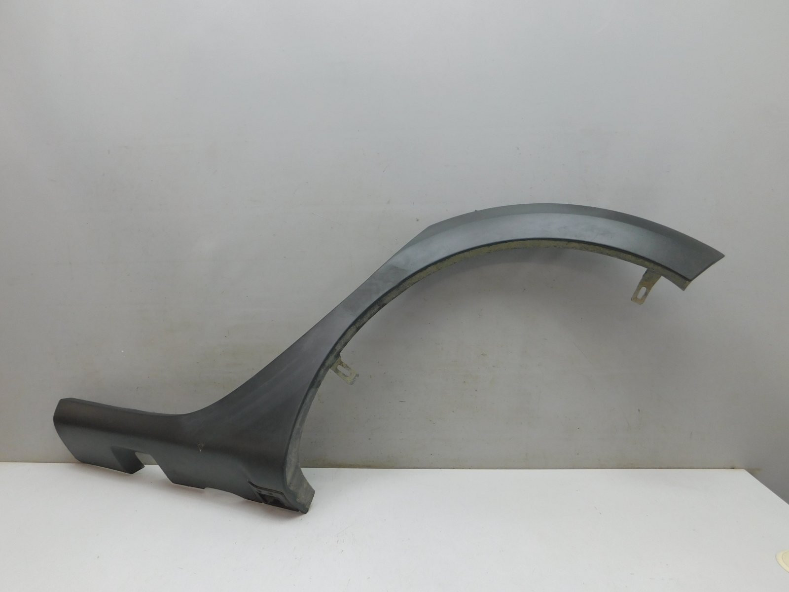 Накладка крыла заднего  левого Renault Sandero 2014>