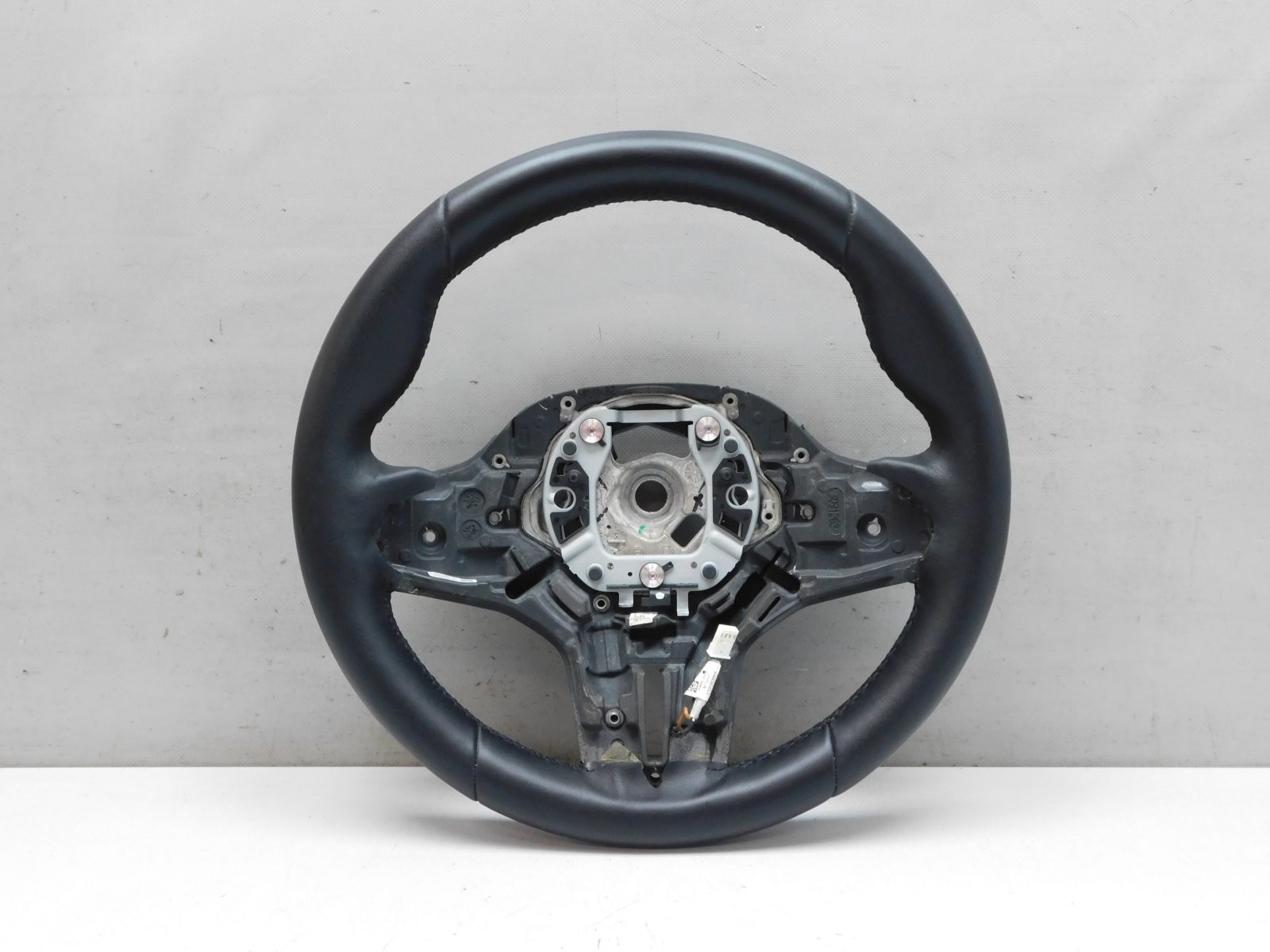 Рулевое колесо BMW 5-серия G30 2016>