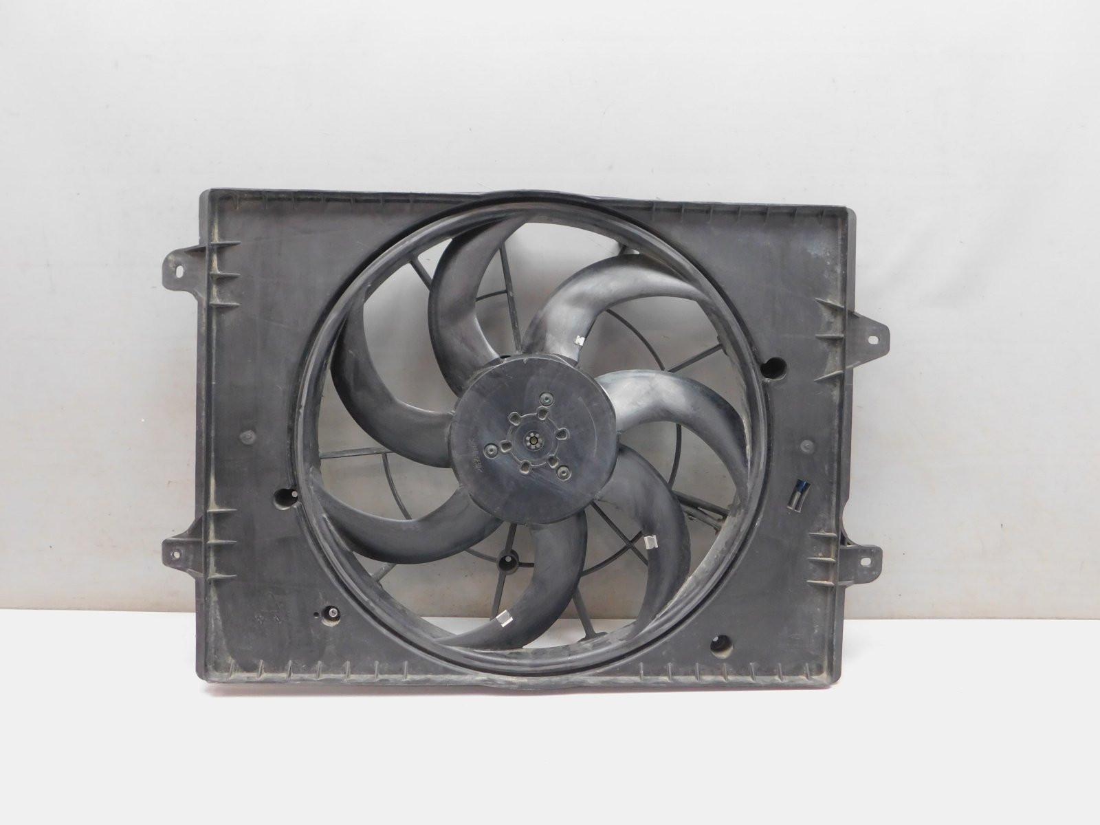 Диффузор радиатора Omoda C5 2022>