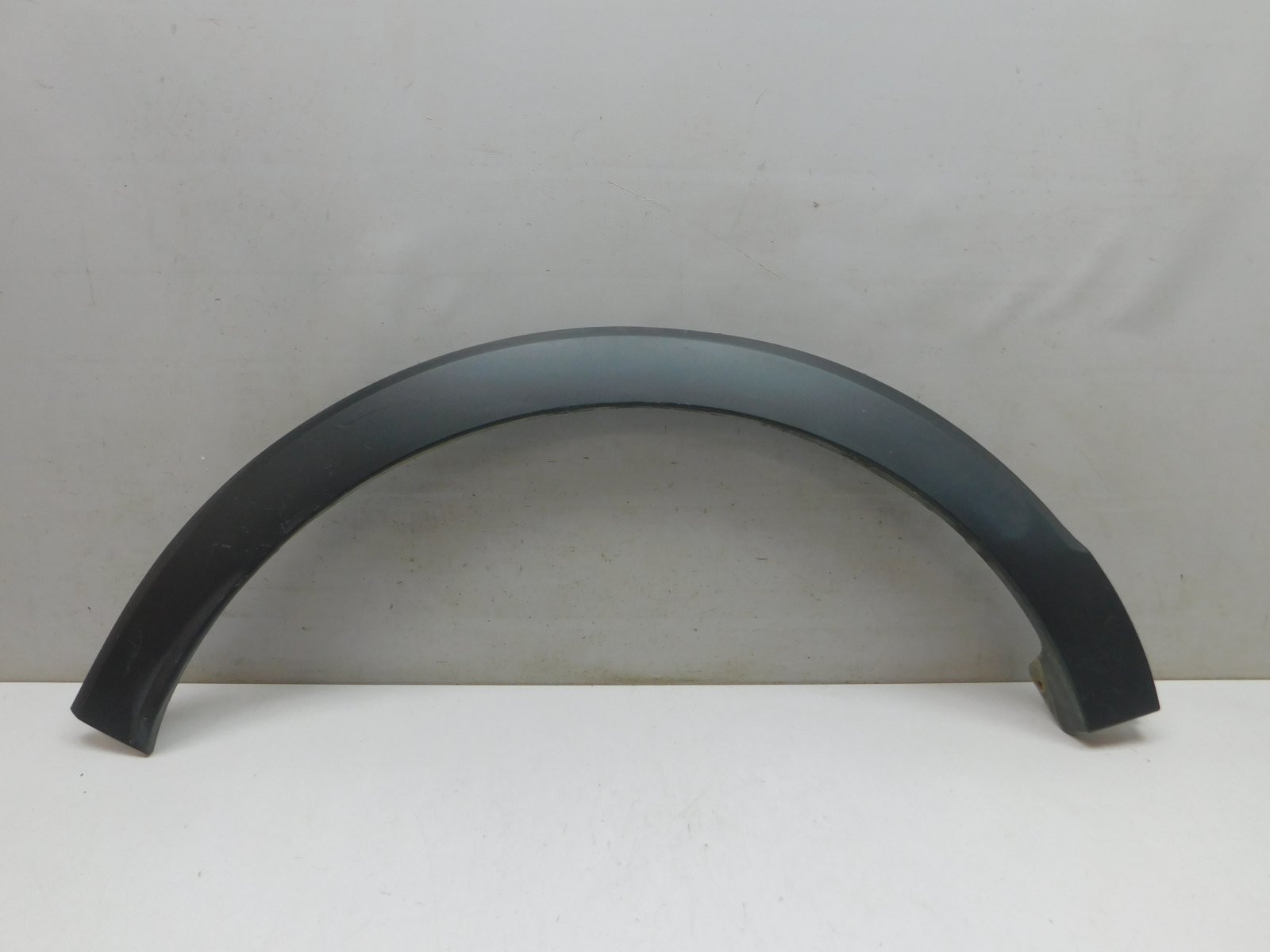 Накладка крыла заднего  правого Renault Kaptur 2016>