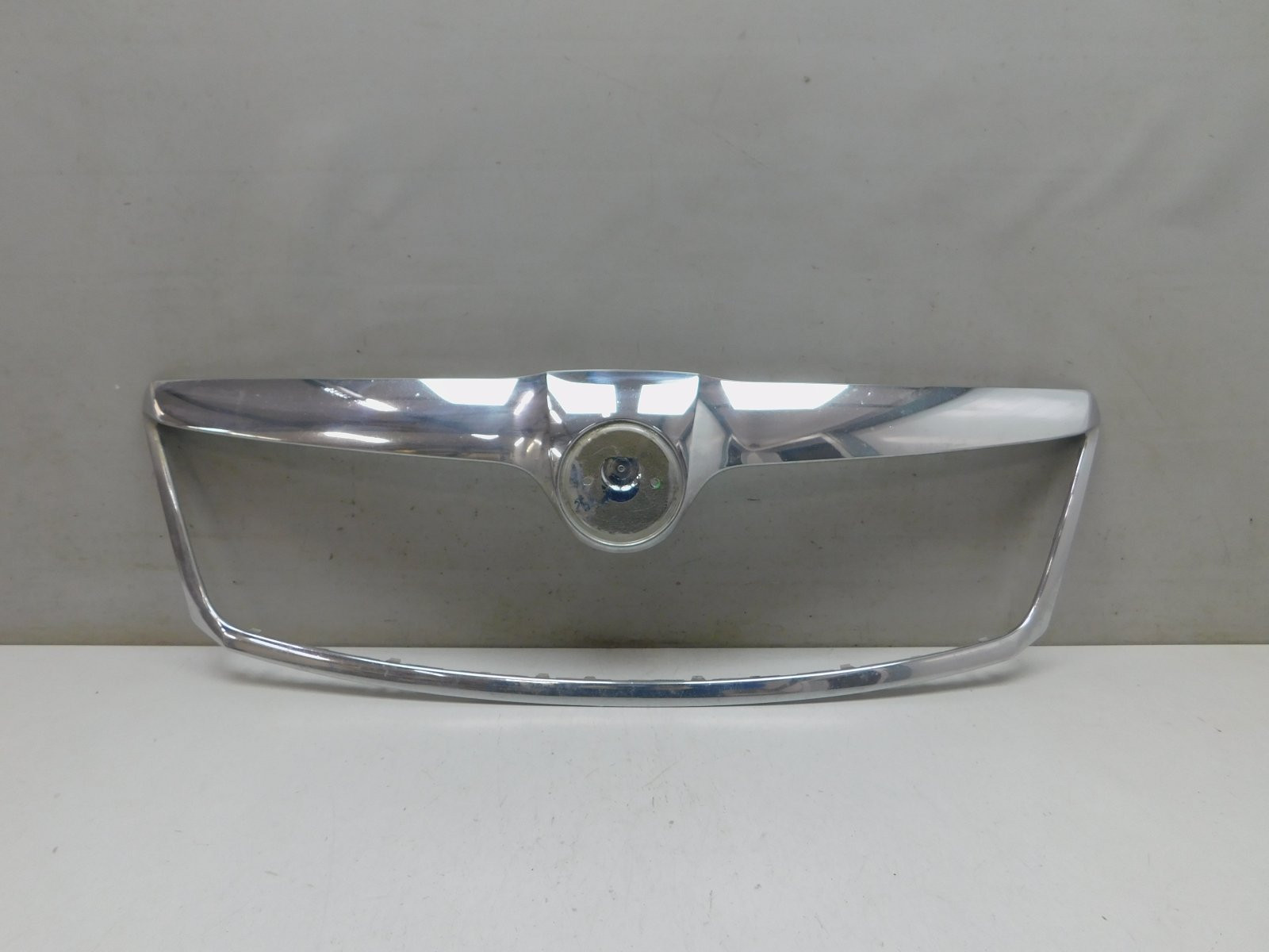 Молдинг решетки радиатора Skoda Octavia II (A5 1Z) 2004-2013