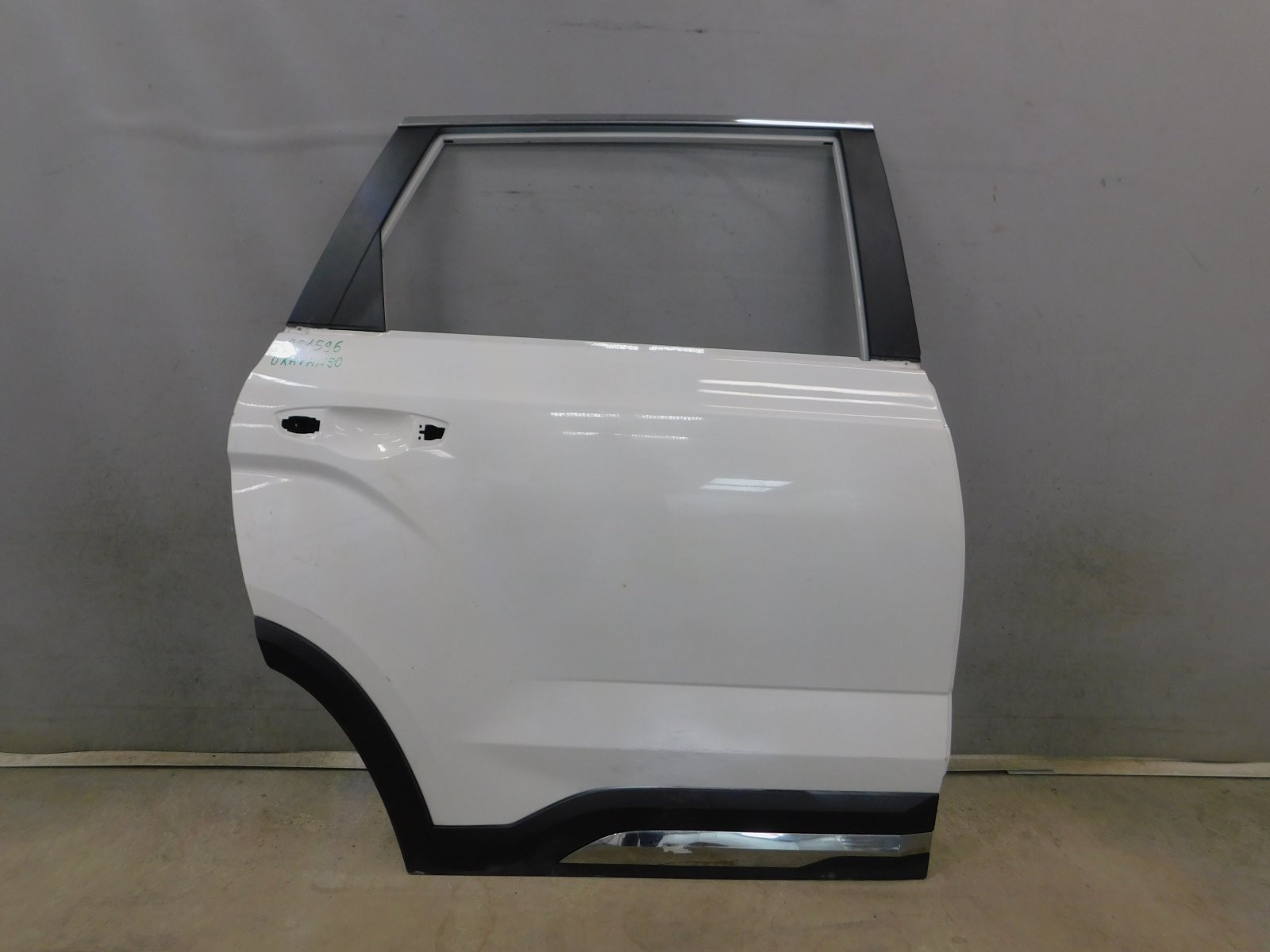 Дверь задняя правая Geely Okavango 2020>