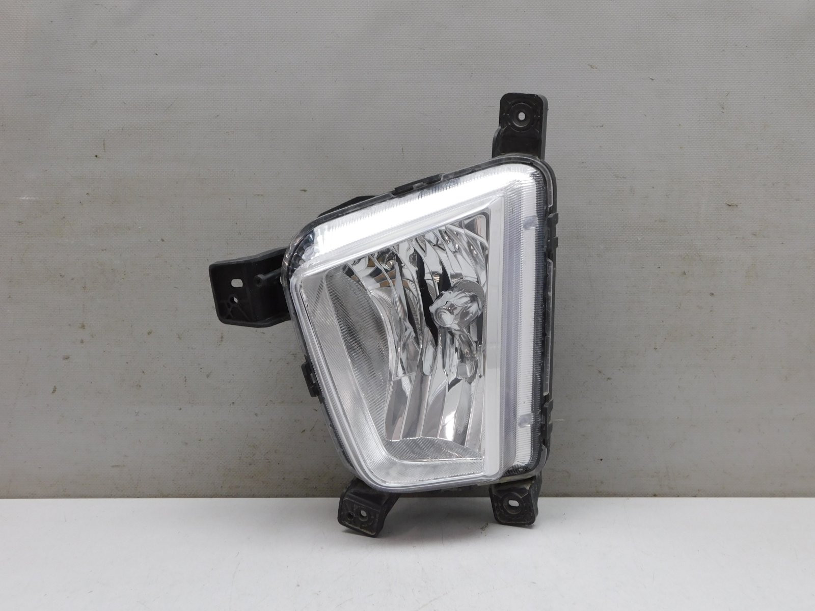 Фара противотуманная левая Hyundai Creta 2016>