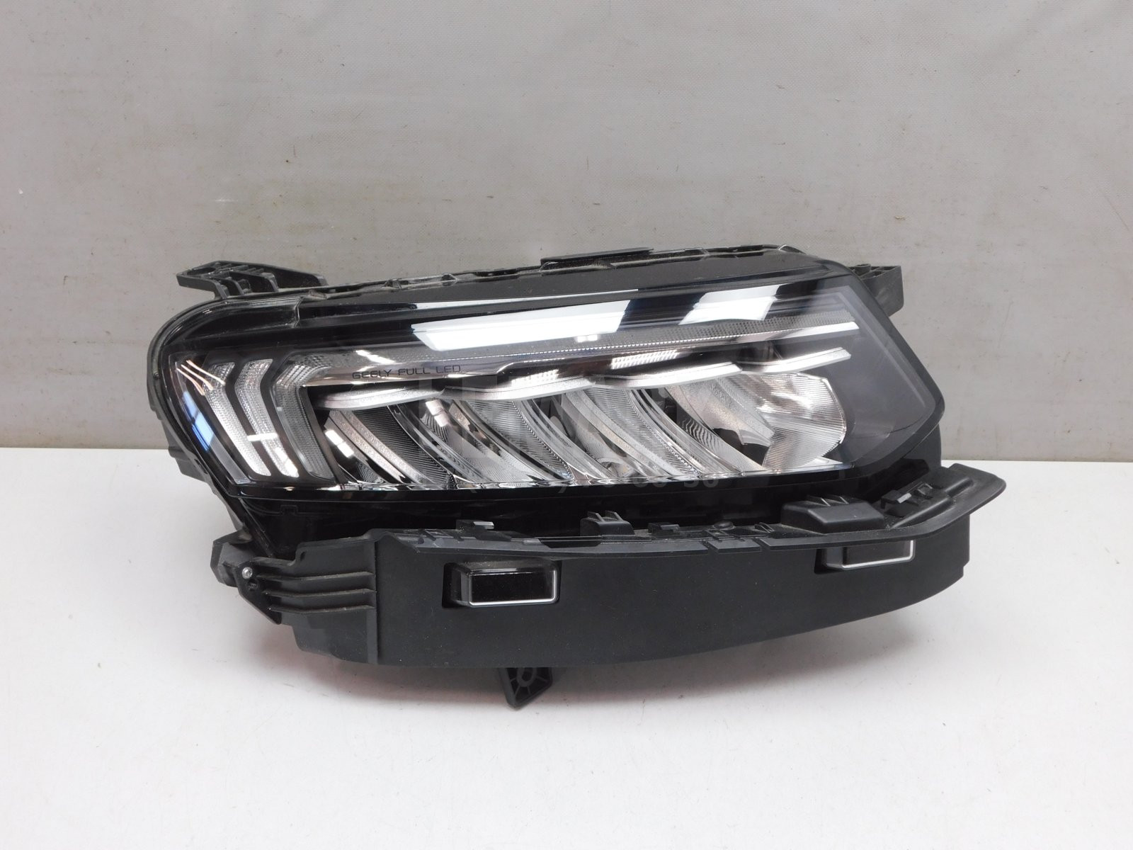 Фара правая Geely Tugella 2020> 7051026700