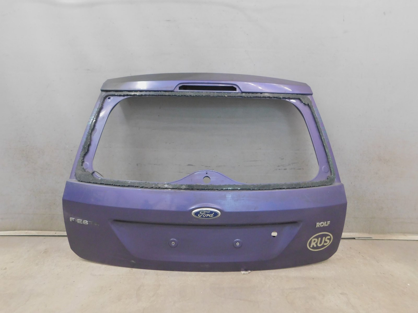 Дверь багажника Ford Fiesta V 2001-2008