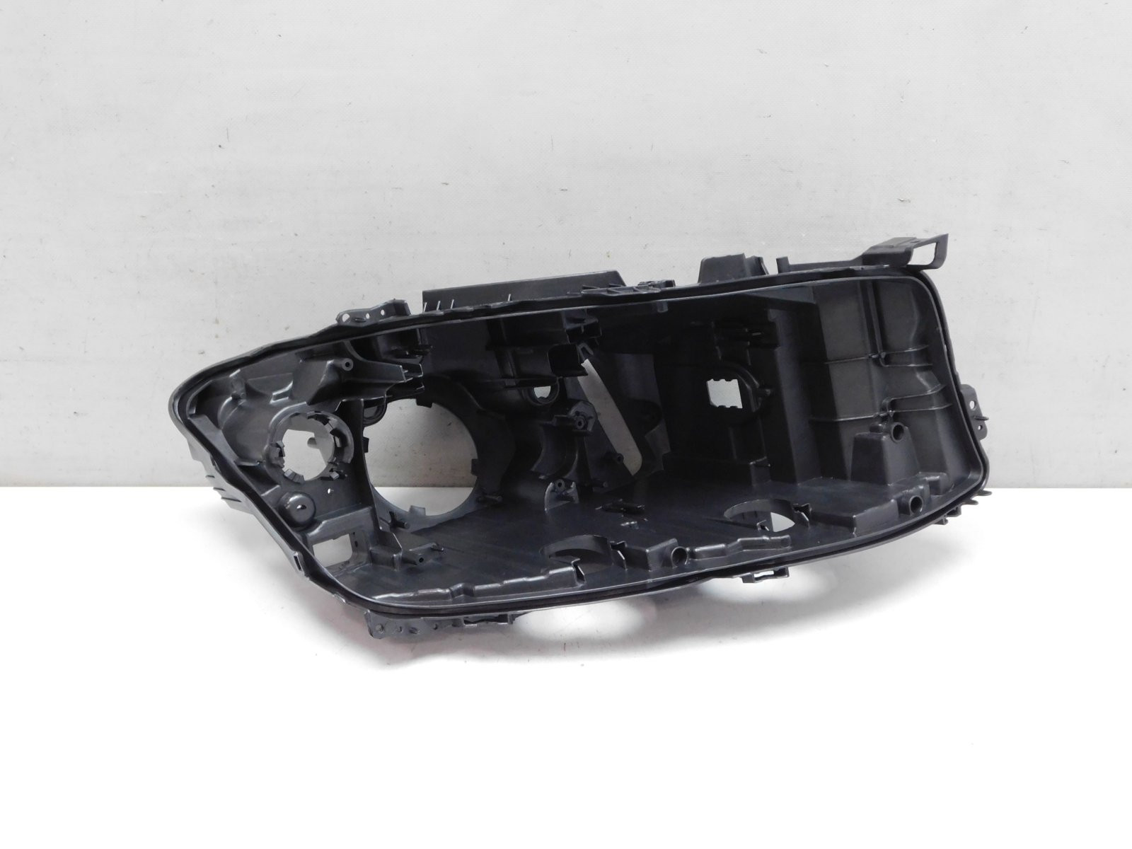 Корпус фары правой BMW 3-серия F34 GT 2012>