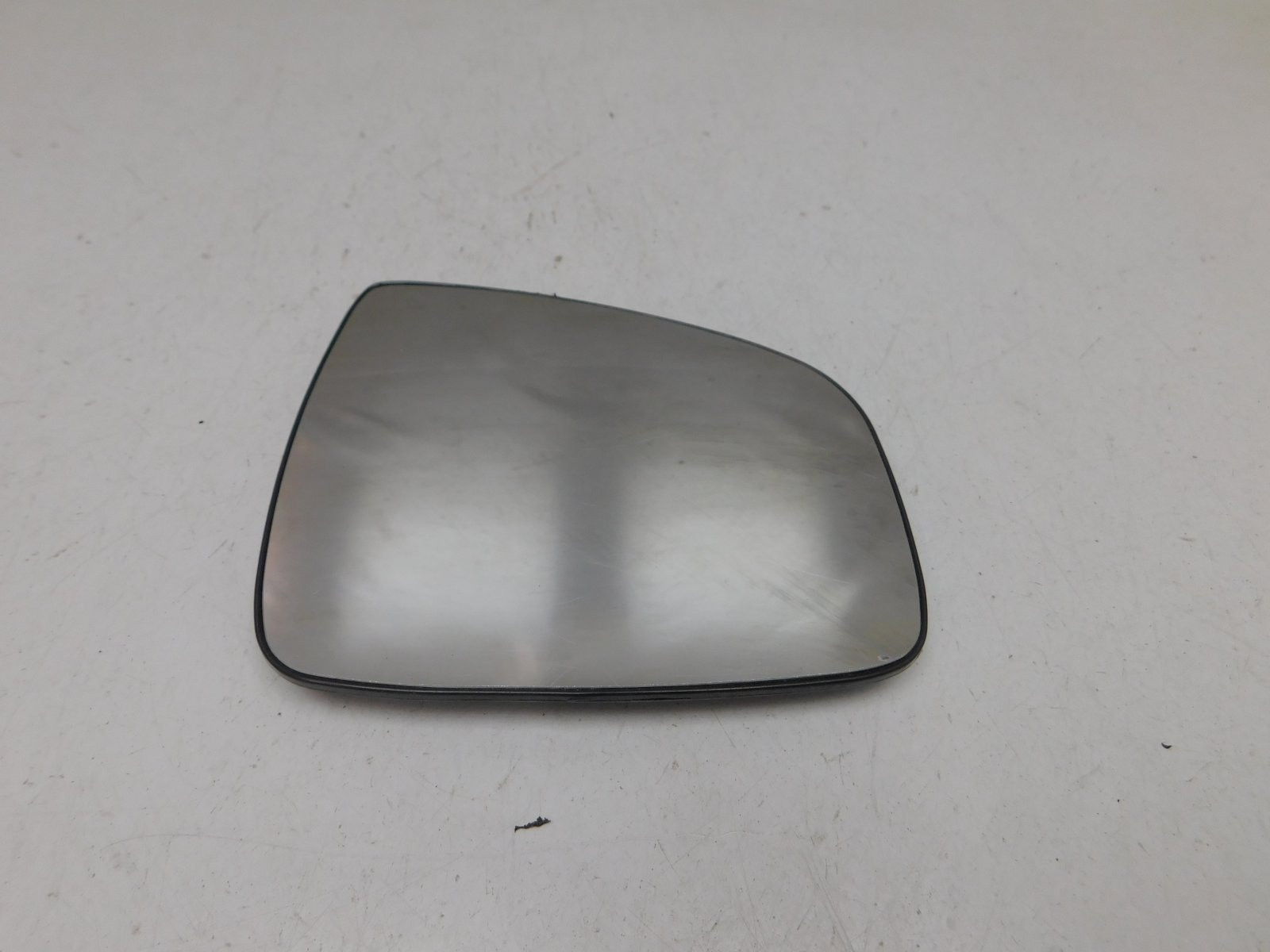 Стекло зеркала правого Renault Duster 2011>