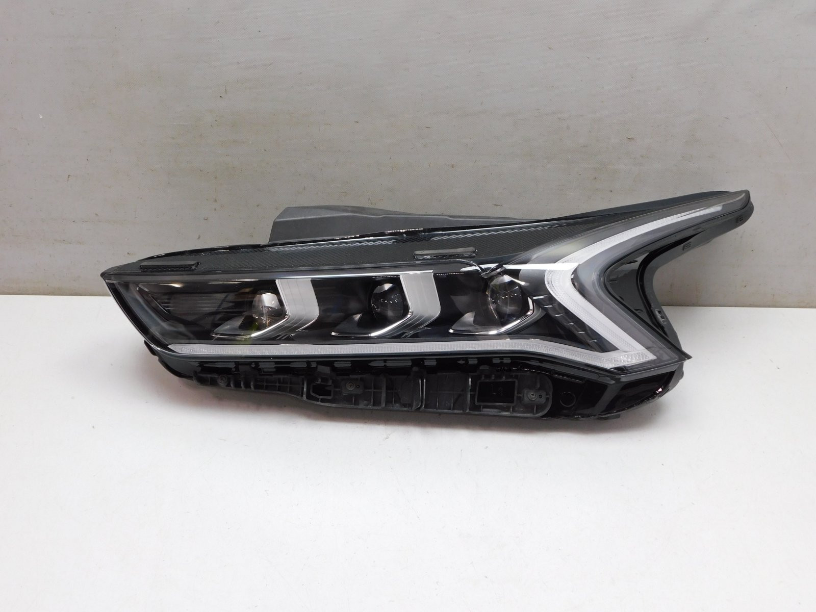 Фара левая Kia K5 2020>