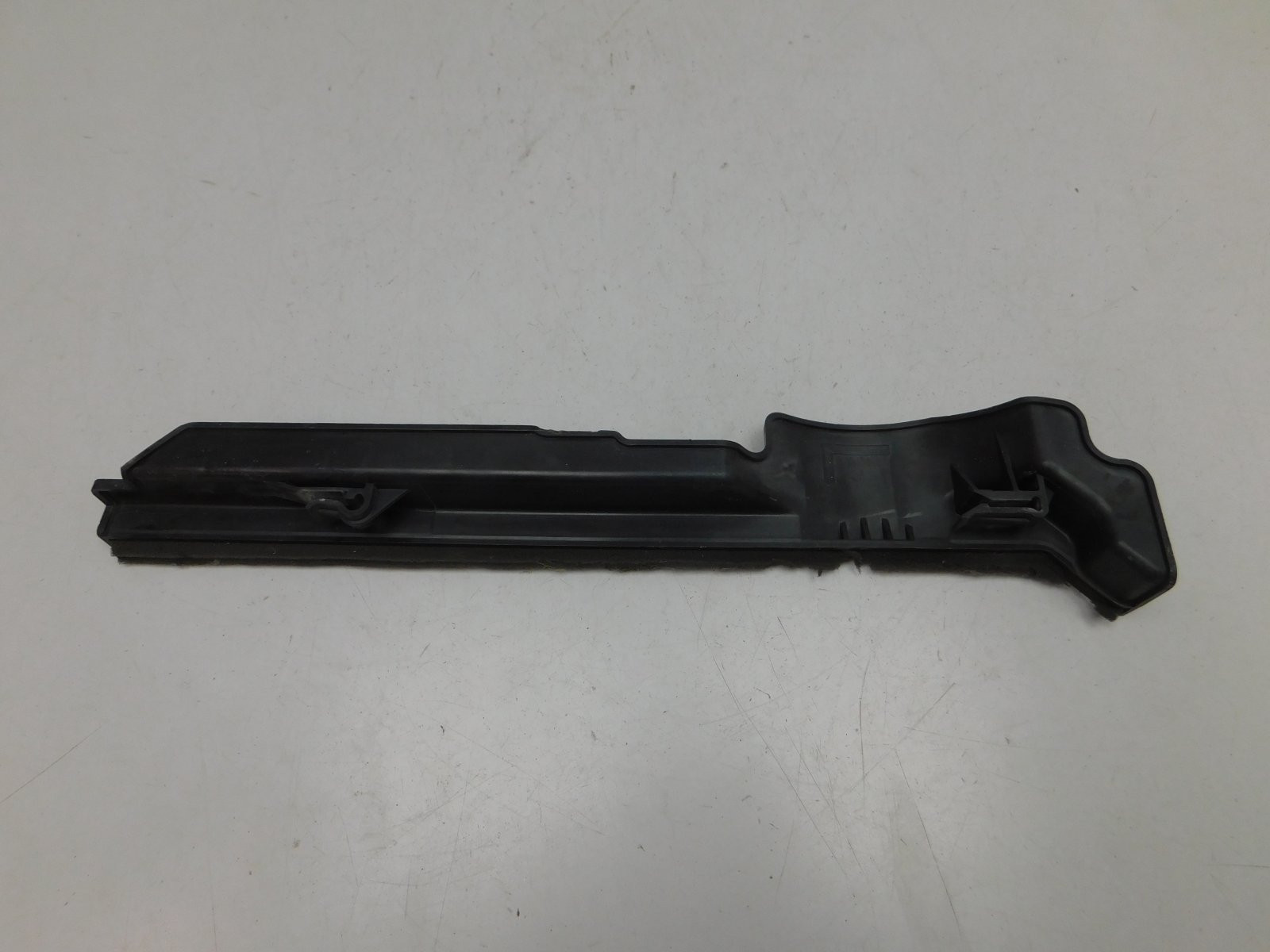 Воздуховод радиатора Kia Sportage 2010-2015