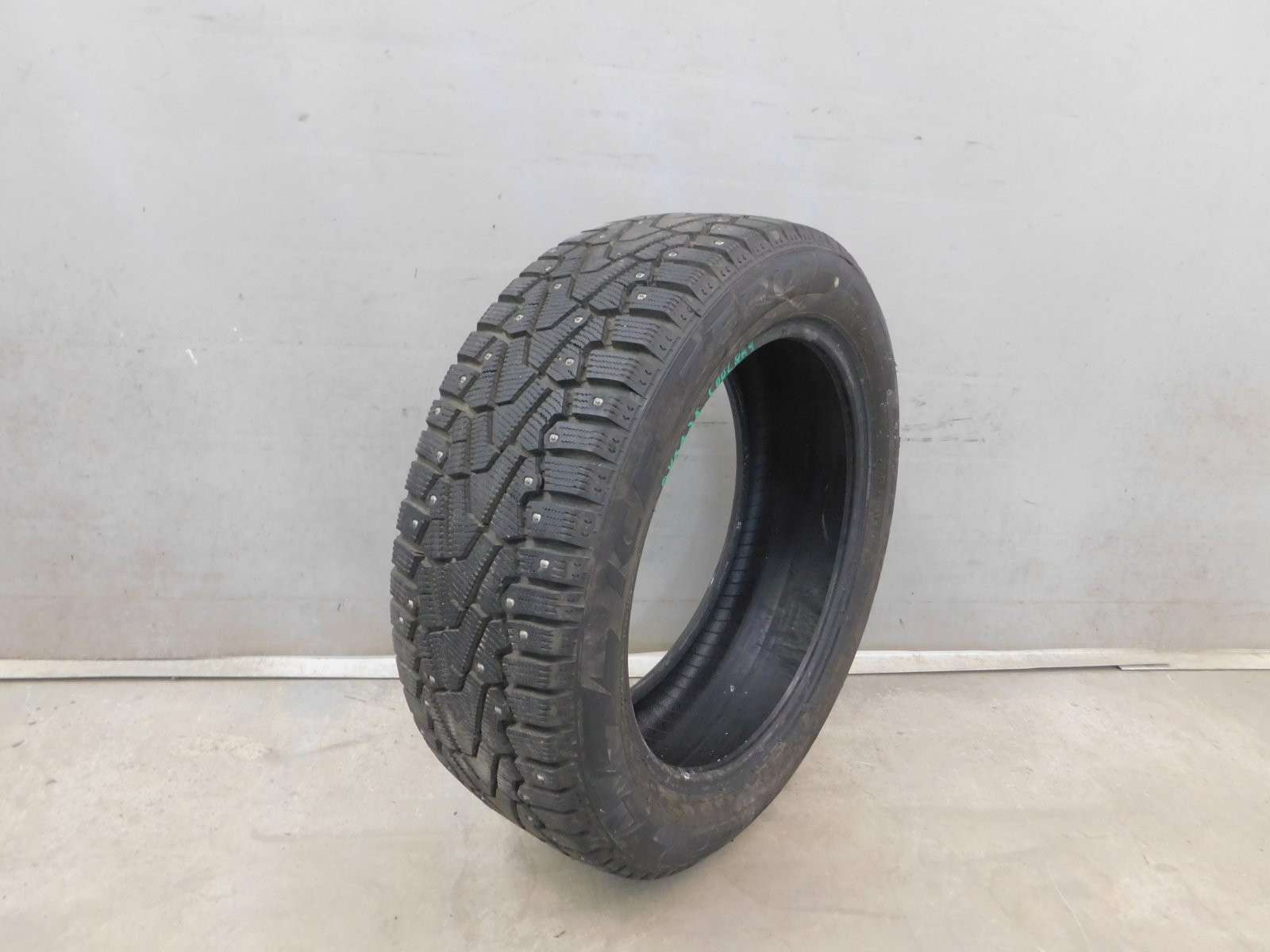 Шина Geely Coolray I 2020>