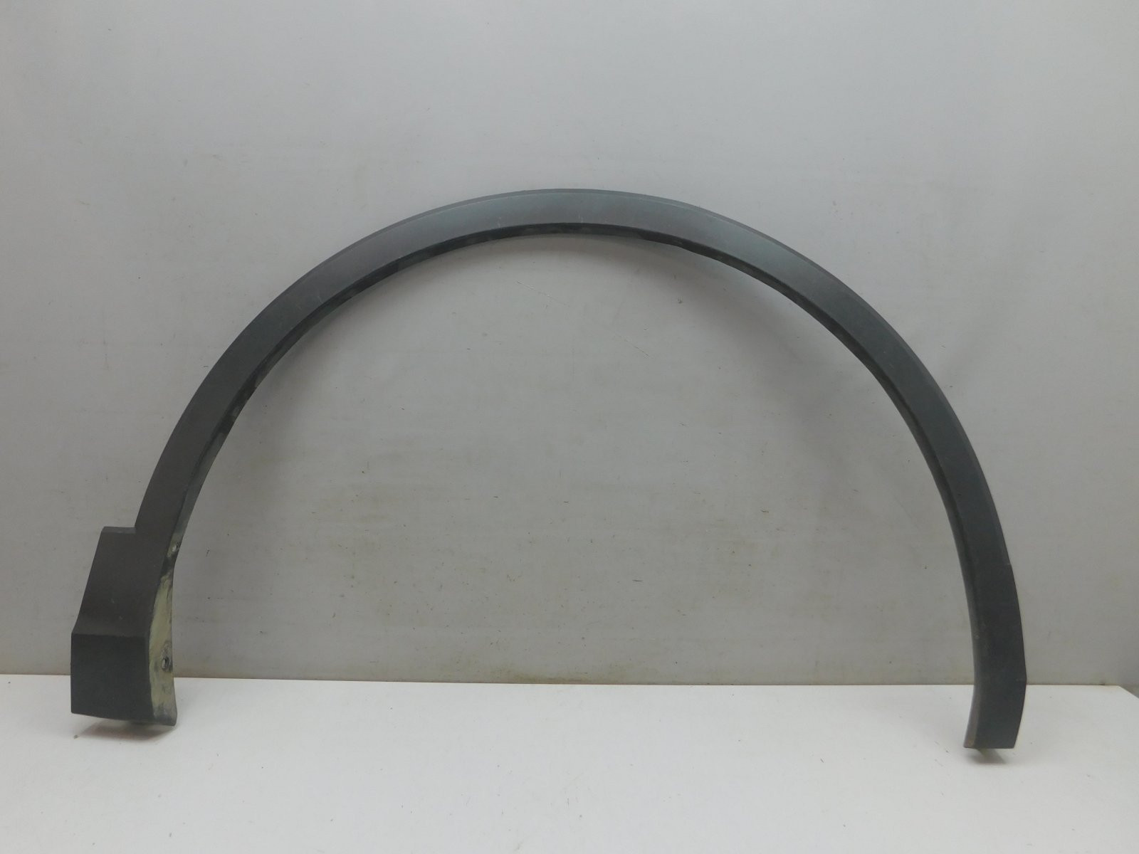 Накладка крыла переднего правого Volkswagen Tiguan 2017>